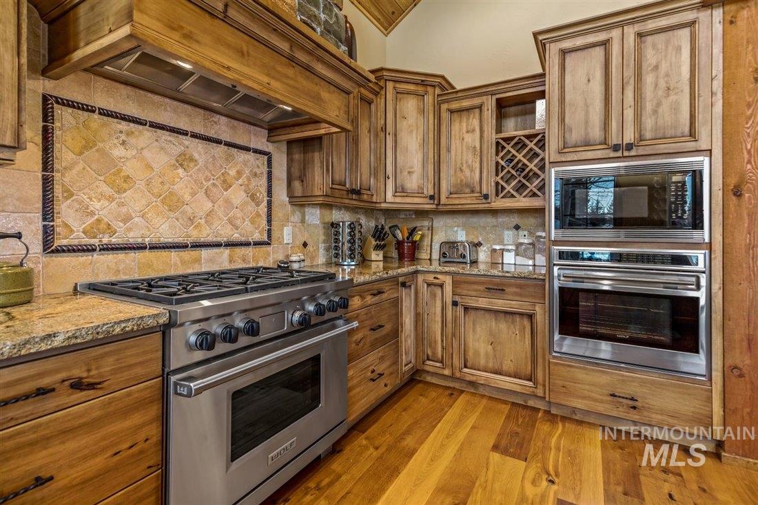 516 Whitewater Dr, Donnelly, Idaho 83615, 5 Bedrooms, 3 Bathrooms, Residential For Sale, Price $2,995,000, 98968203