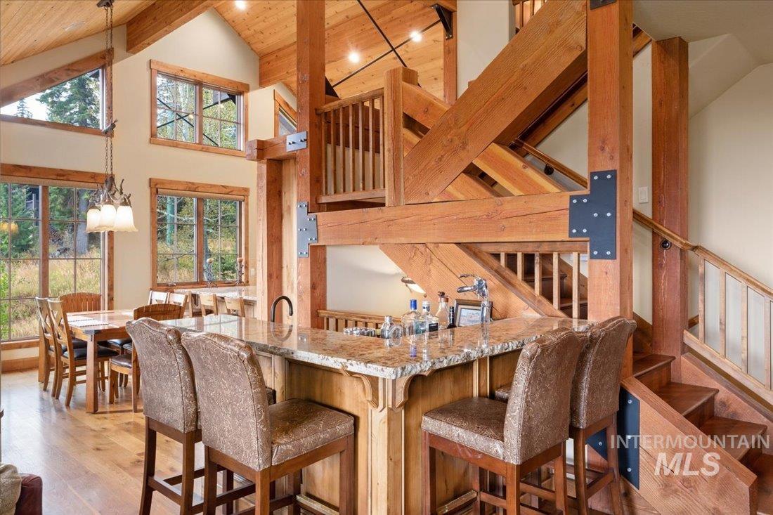 516 Whitewater Dr, Donnelly, Idaho 83615, 5 Bedrooms, 3 Bathrooms, Residential For Sale, Price $2,995,000, 98968203