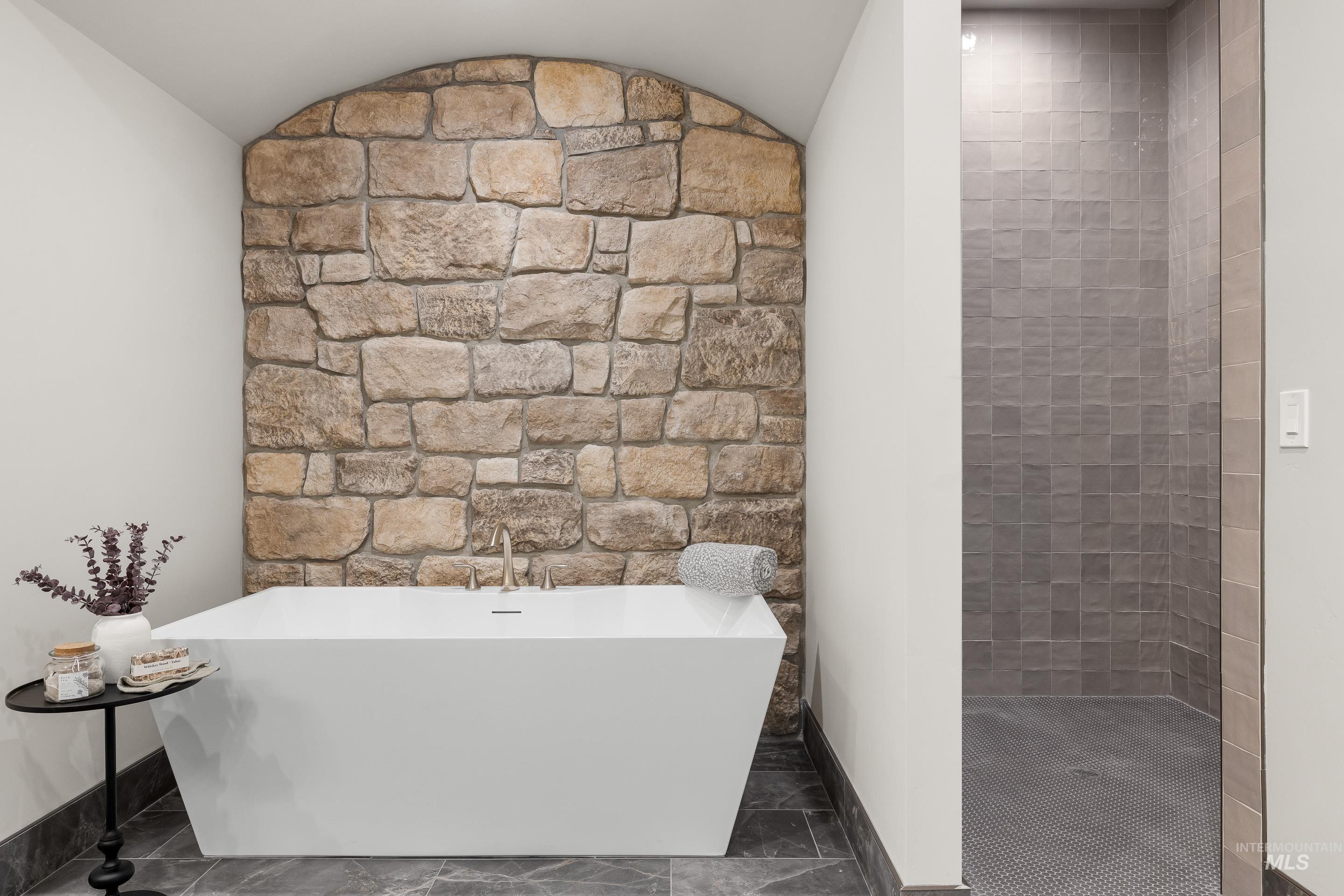 24473 Drifter Rd, Star, Idaho 83669, 5 Bedrooms, 3.5 Bathrooms, Residential For Sale, Price $999,000, 98968204