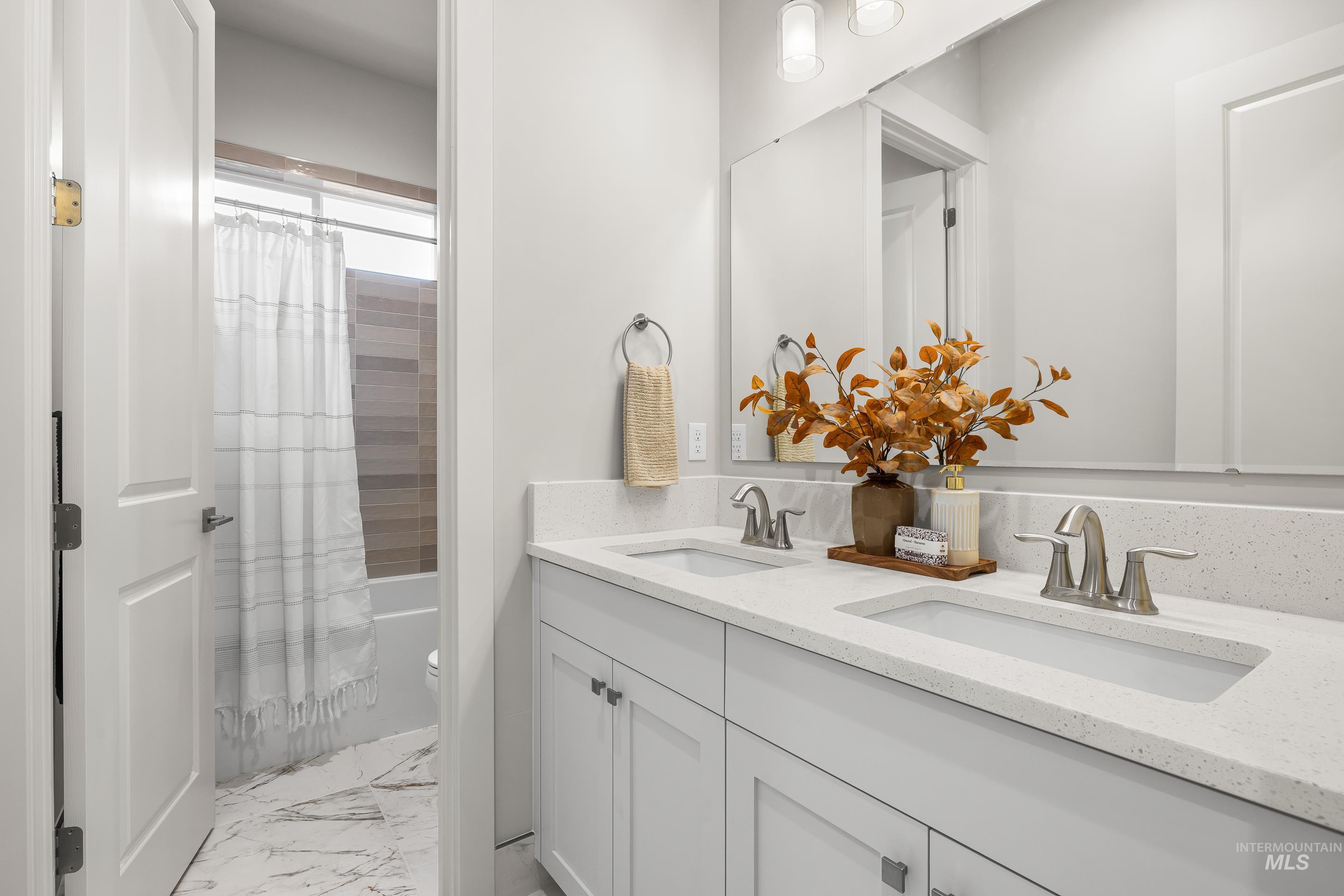 24473 Drifter Rd, Star, Idaho 83669, 5 Bedrooms, 3.5 Bathrooms, Residential For Sale, Price $999,000, 98968204