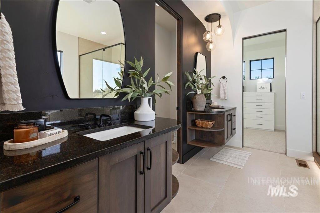 781 Watkins St, Middleton, Idaho 83644, 5 Bedrooms, 4 Bathrooms, Residential For Sale, Price $1,850,000, 98968219