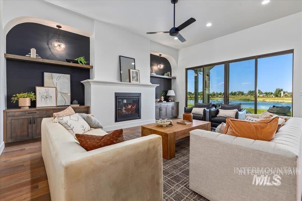 781 Watkins St, Middleton, Idaho 83644, 5 Bedrooms, 4 Bathrooms, Residential For Sale, Price $1,850,000, 98968219