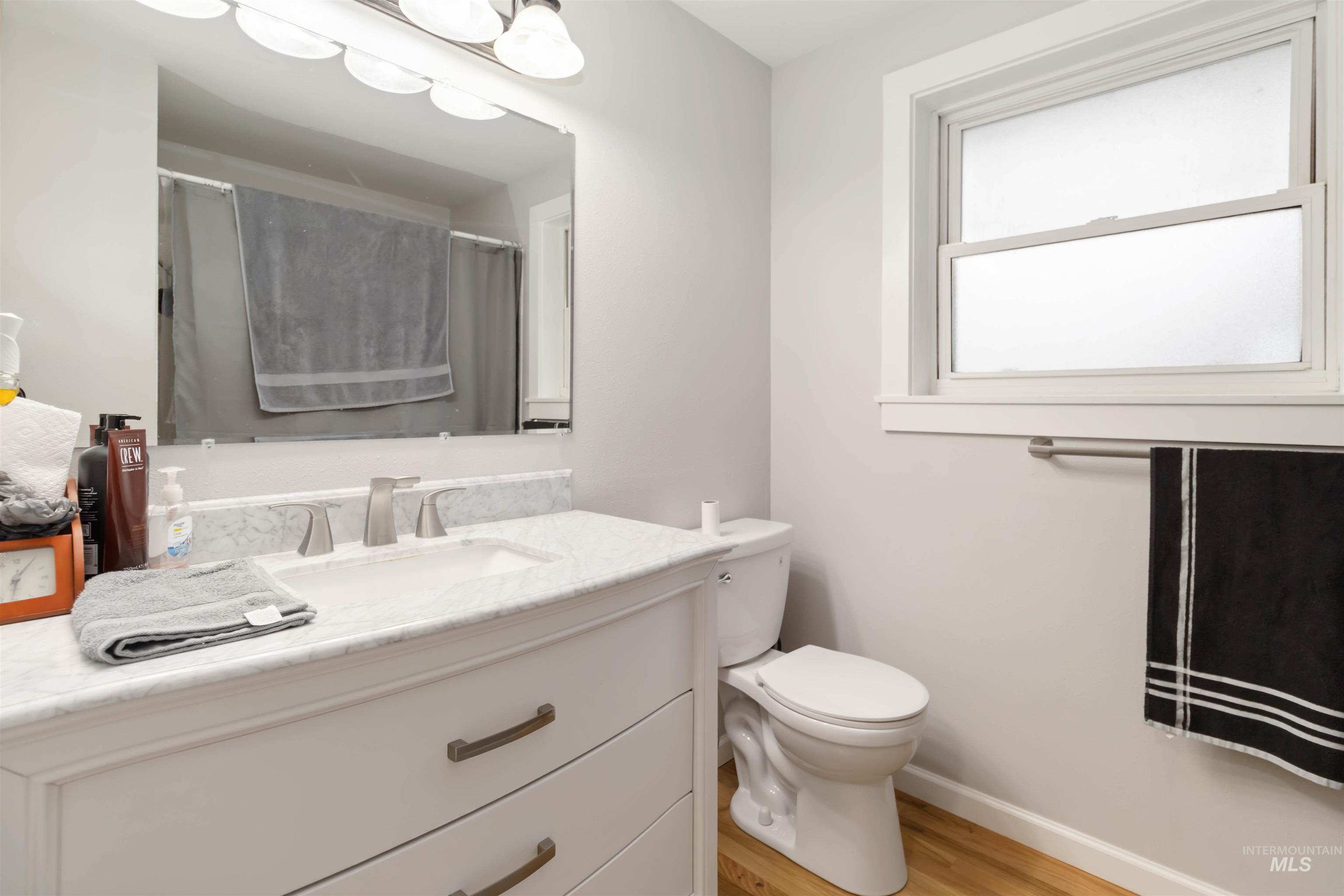 4000 S Cole Rd, Boise, Idaho 83709-4920, 5 Bedrooms, 3 Bathrooms, Residential For Sale, Price $675,000, 98968245