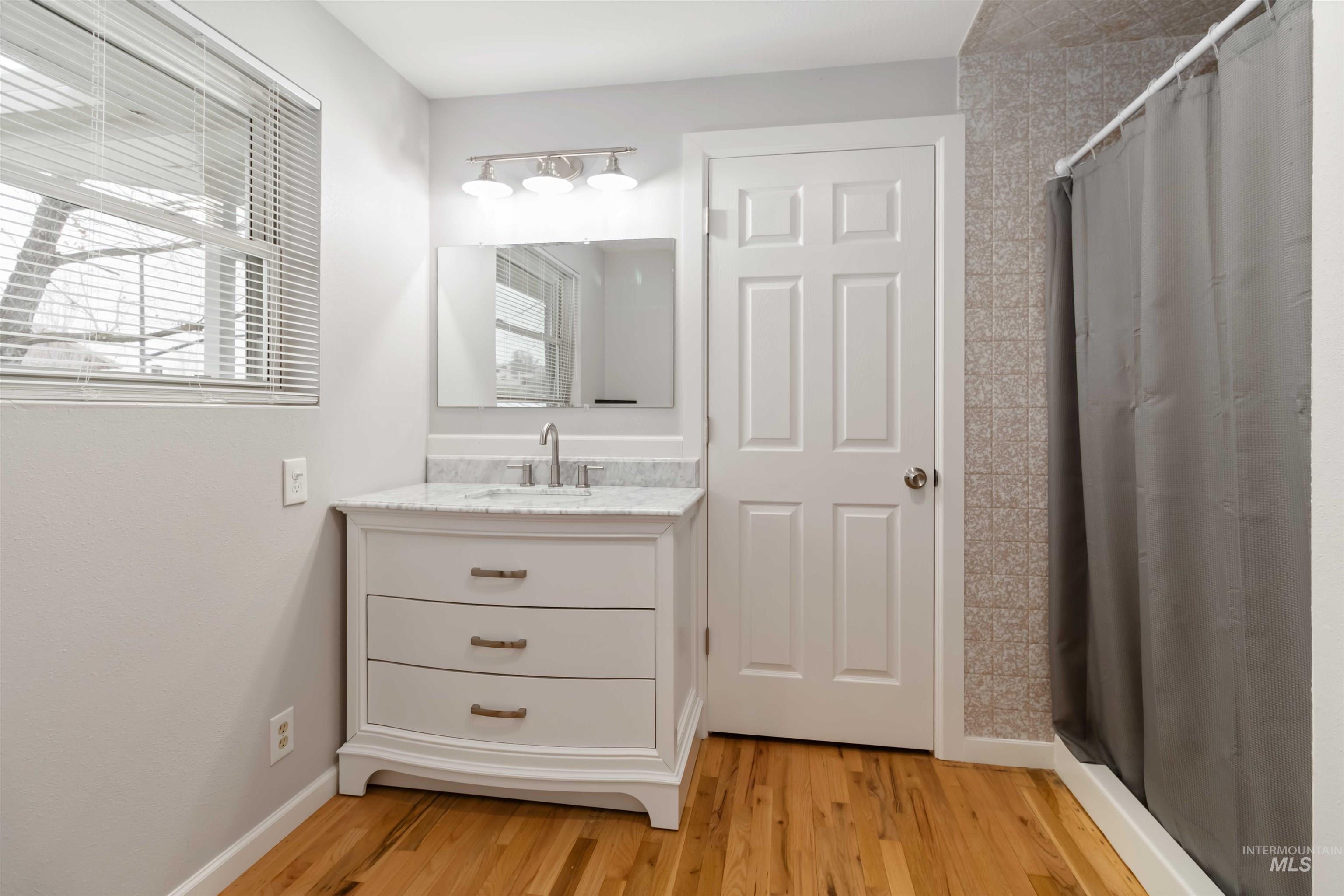 4000 S Cole Rd, Boise, Idaho 83709-4920, 5 Bedrooms, 3 Bathrooms, Residential For Sale, Price $675,000, 98968245