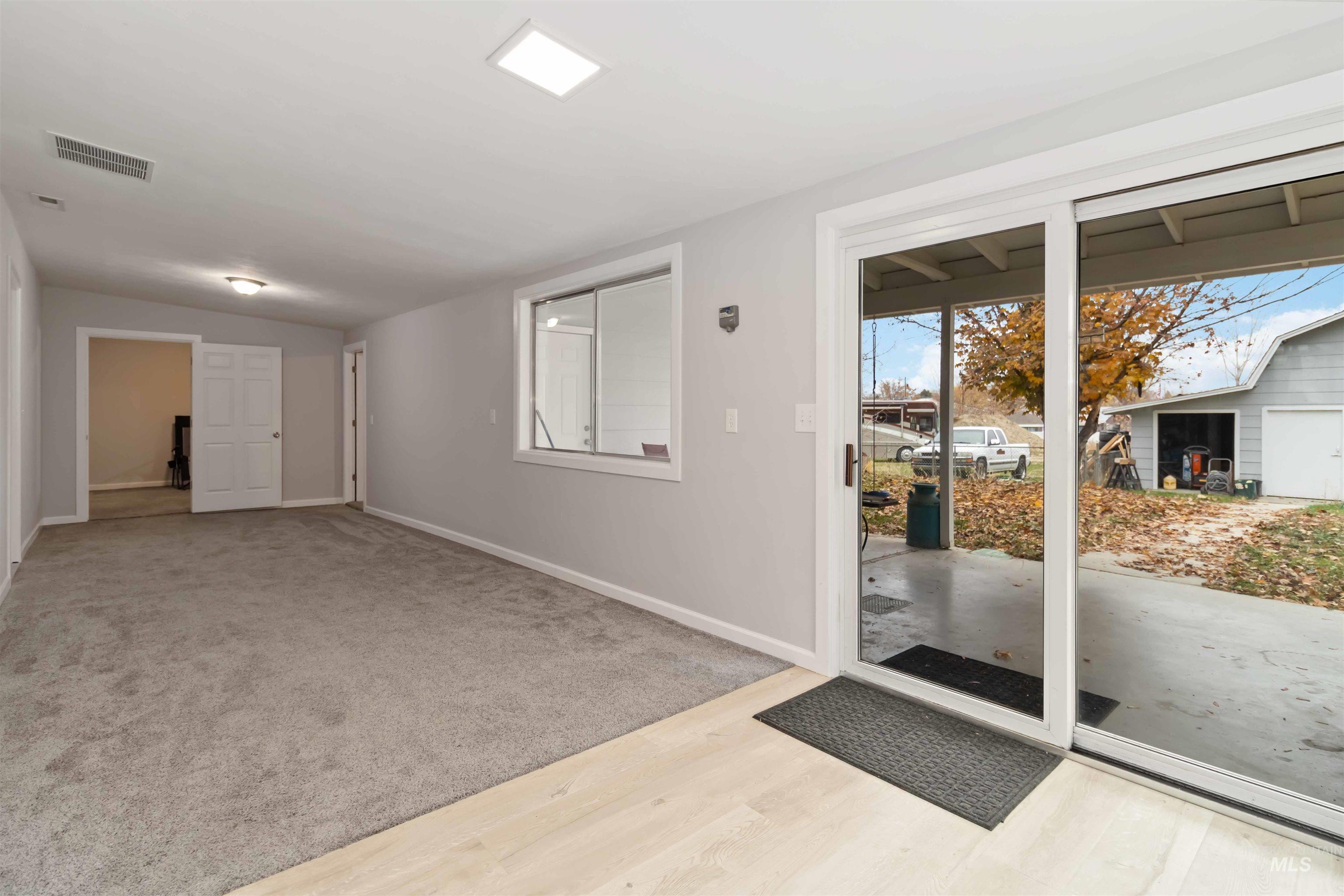 4000 S Cole Rd, Boise, Idaho 83709-4920, 5 Bedrooms, 3 Bathrooms, Residential For Sale, Price $675,000, 98968245