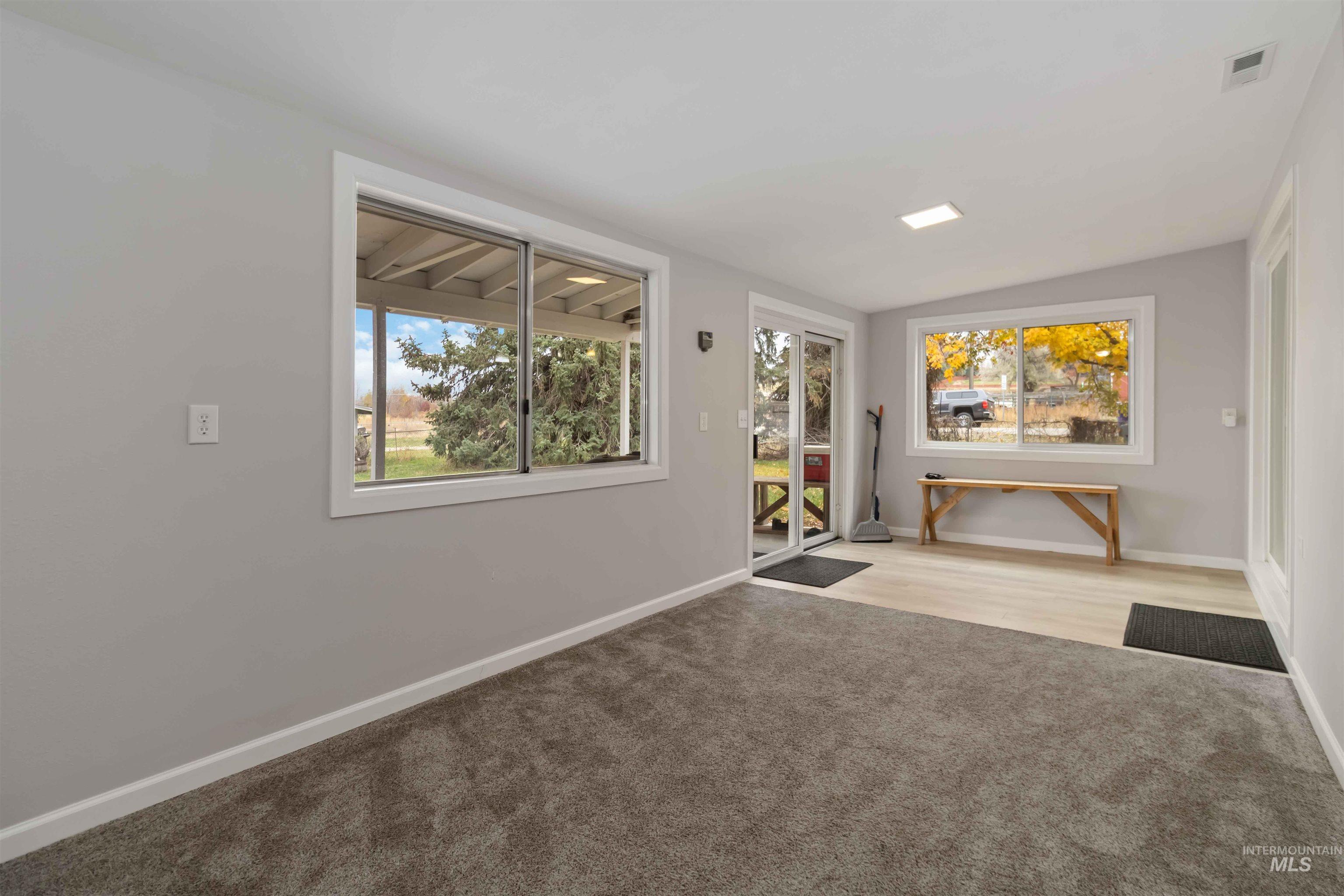 4000 S Cole Rd, Boise, Idaho 83709-4920, 5 Bedrooms, 3 Bathrooms, Residential For Sale, Price $675,000, 98968245