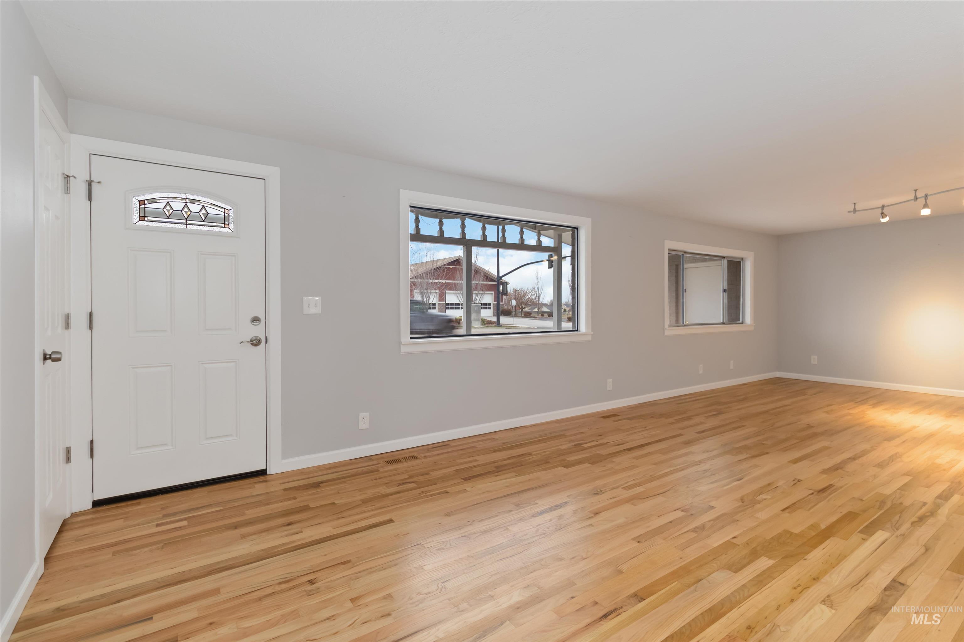 4000 S Cole Rd, Boise, Idaho 83709-4920, 5 Bedrooms, 3 Bathrooms, Residential For Sale, Price $675,000, 98968245