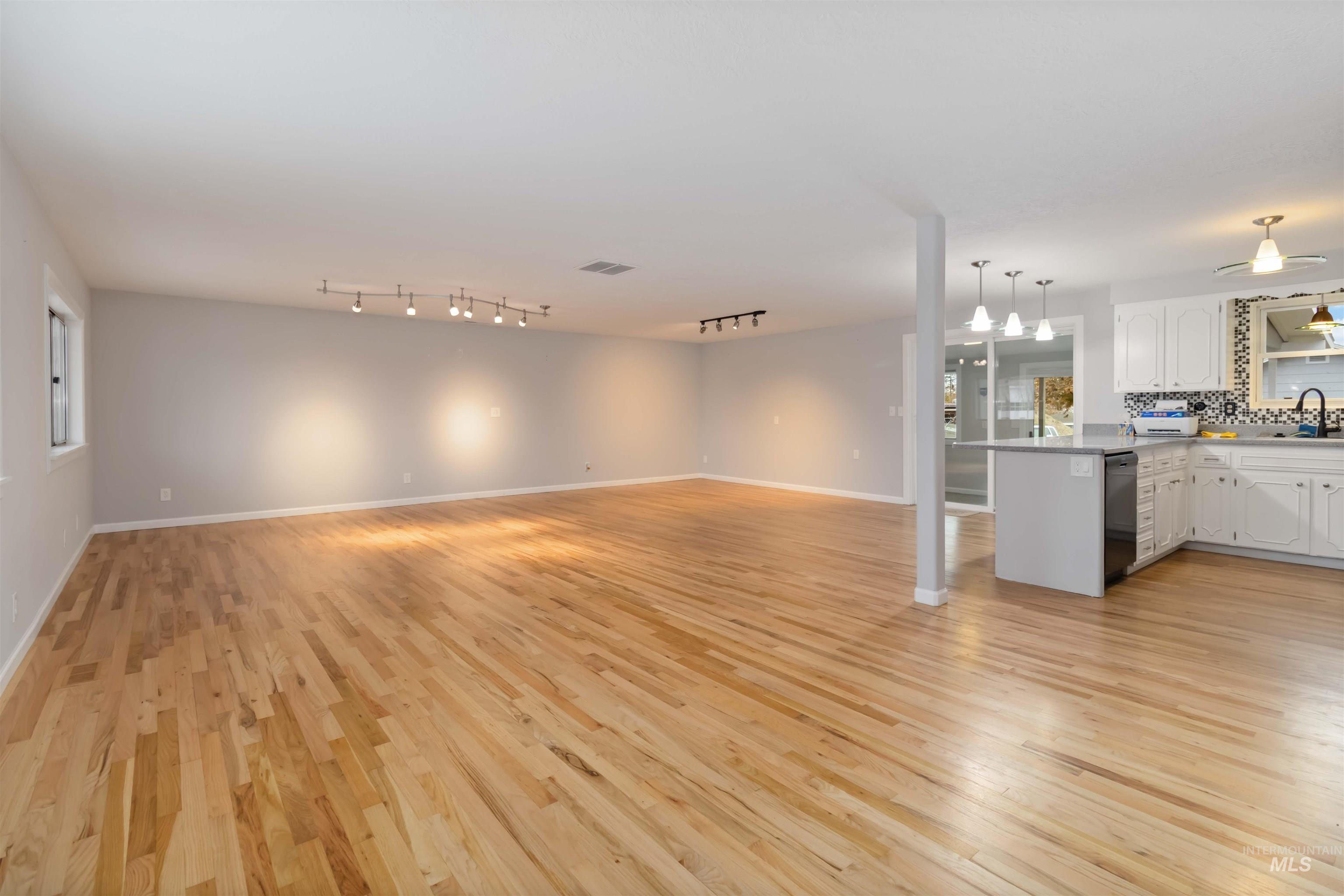 4000 S Cole Rd, Boise, Idaho 83709-4920, 5 Bedrooms, 3 Bathrooms, Residential For Sale, Price $675,000, 98968245