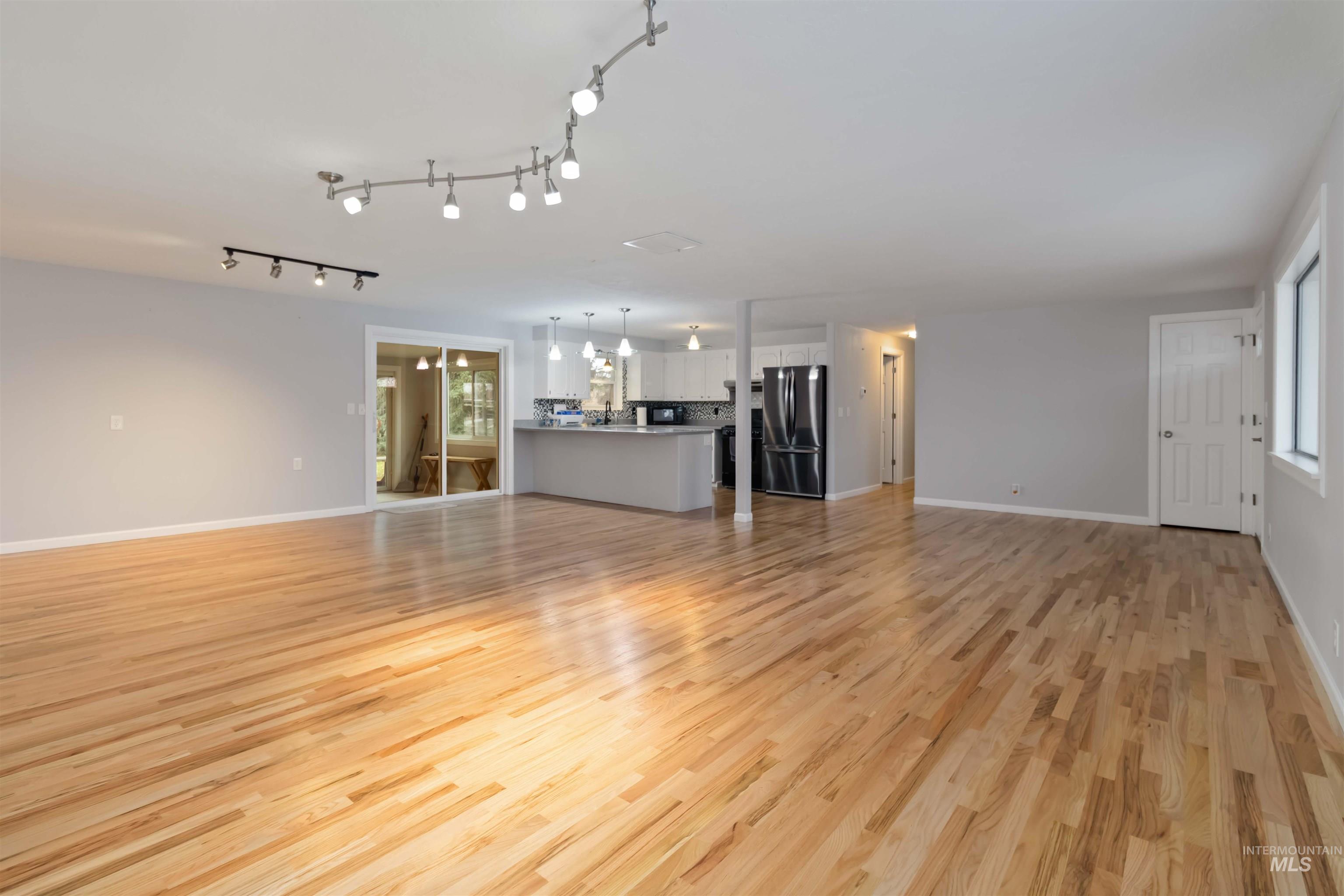 4000 S Cole Rd, Boise, Idaho 83709-4920, 5 Bedrooms, 3 Bathrooms, Residential For Sale, Price $675,000, 98968245