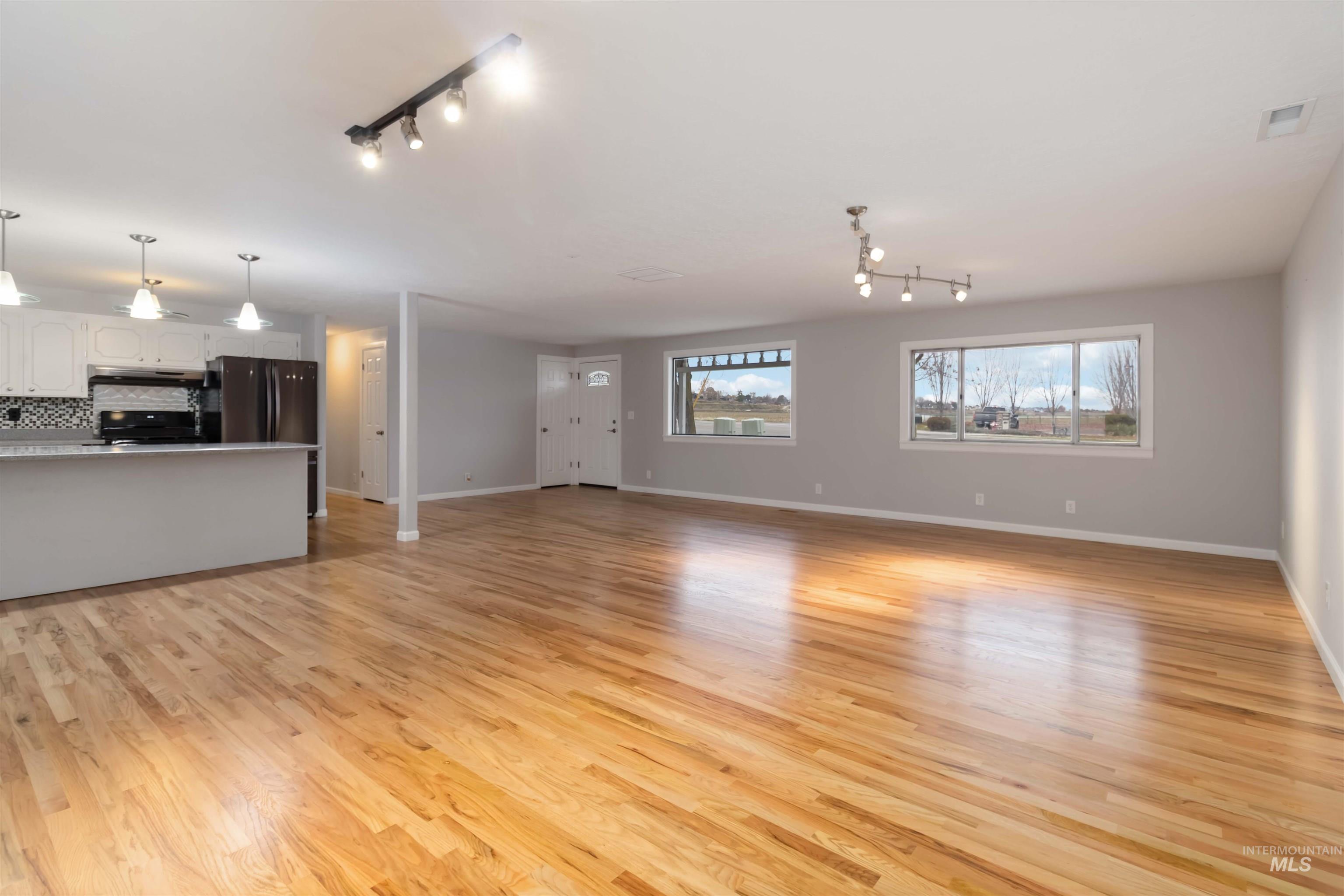 4000 S Cole Rd, Boise, Idaho 83709-4920, 5 Bedrooms, 3 Bathrooms, Residential For Sale, Price $675,000, 98968245