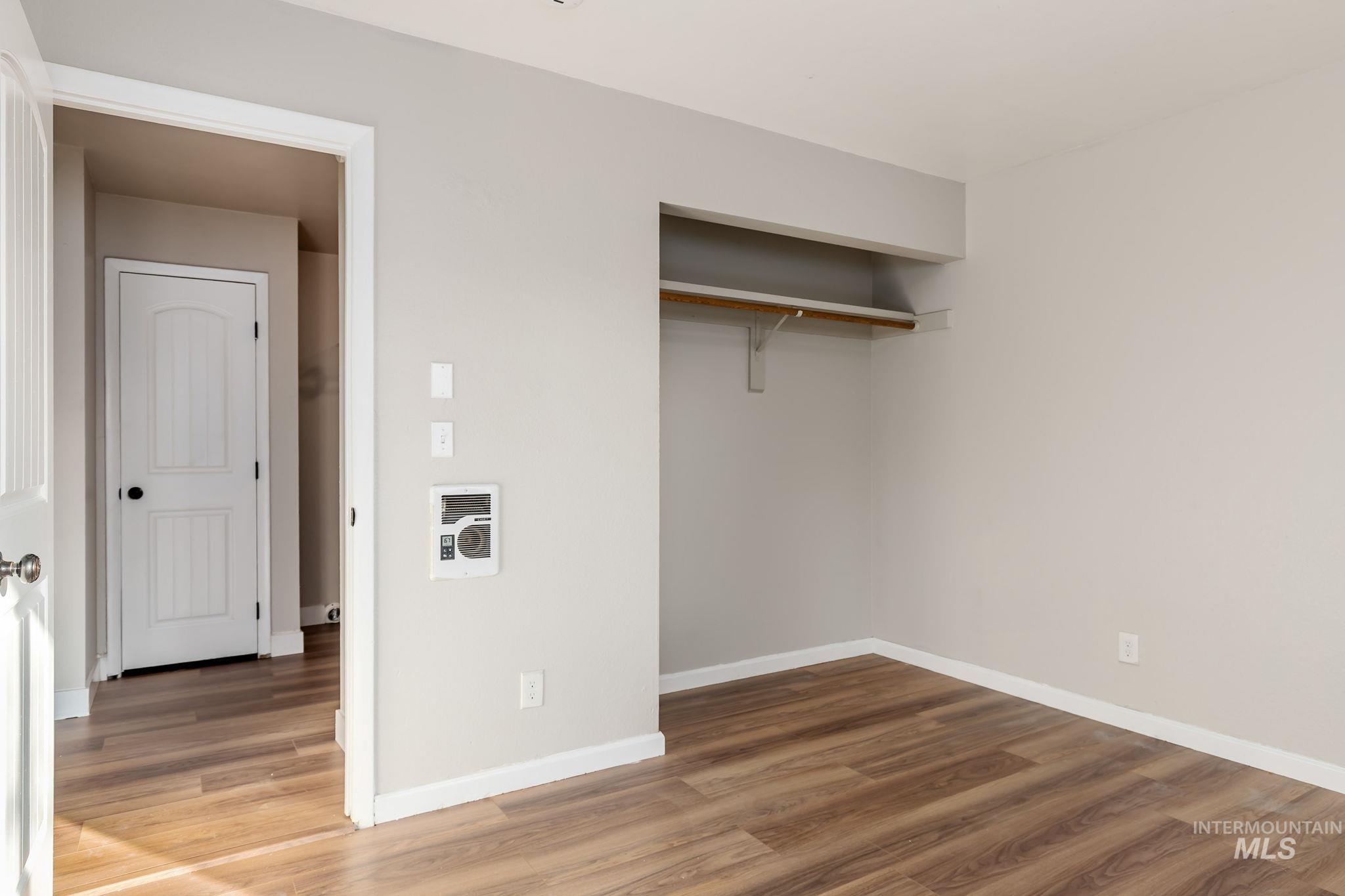 805-807 S Wardwell, Emmett, Idaho 83617, 3 Bedrooms, 1 Bathroom, Residential Income For Sale, Price $430,000, 98968265