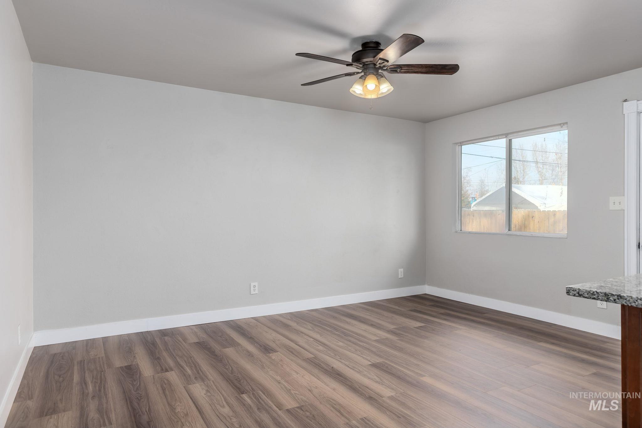 805-807 S Wardwell, Emmett, Idaho 83617, 3 Bedrooms, 1 Bathroom, Residential Income For Sale, Price $430,000, 98968265