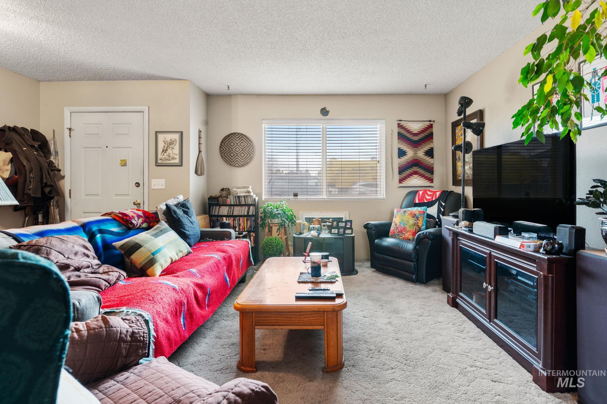 835 Stewart Avenue, Lewiston, Idaho 83501, 2 Bedrooms, 1 Bathroom, Residential Income For Sale, Price $389,000, 98968282