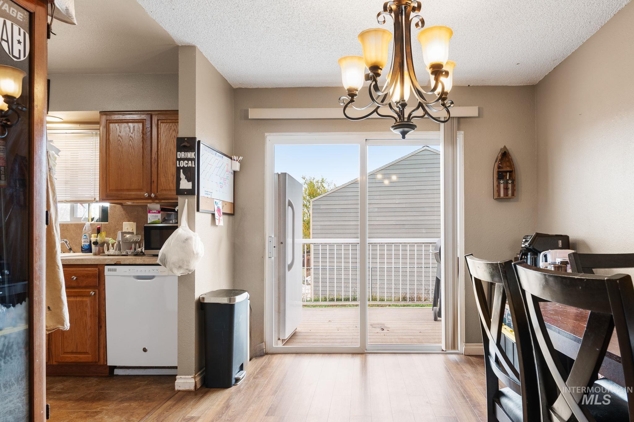 835 Stewart Avenue, Lewiston, Idaho 83501, 2 Bedrooms, 1 Bathroom, Residential Income For Sale, Price $389,000, 98968282