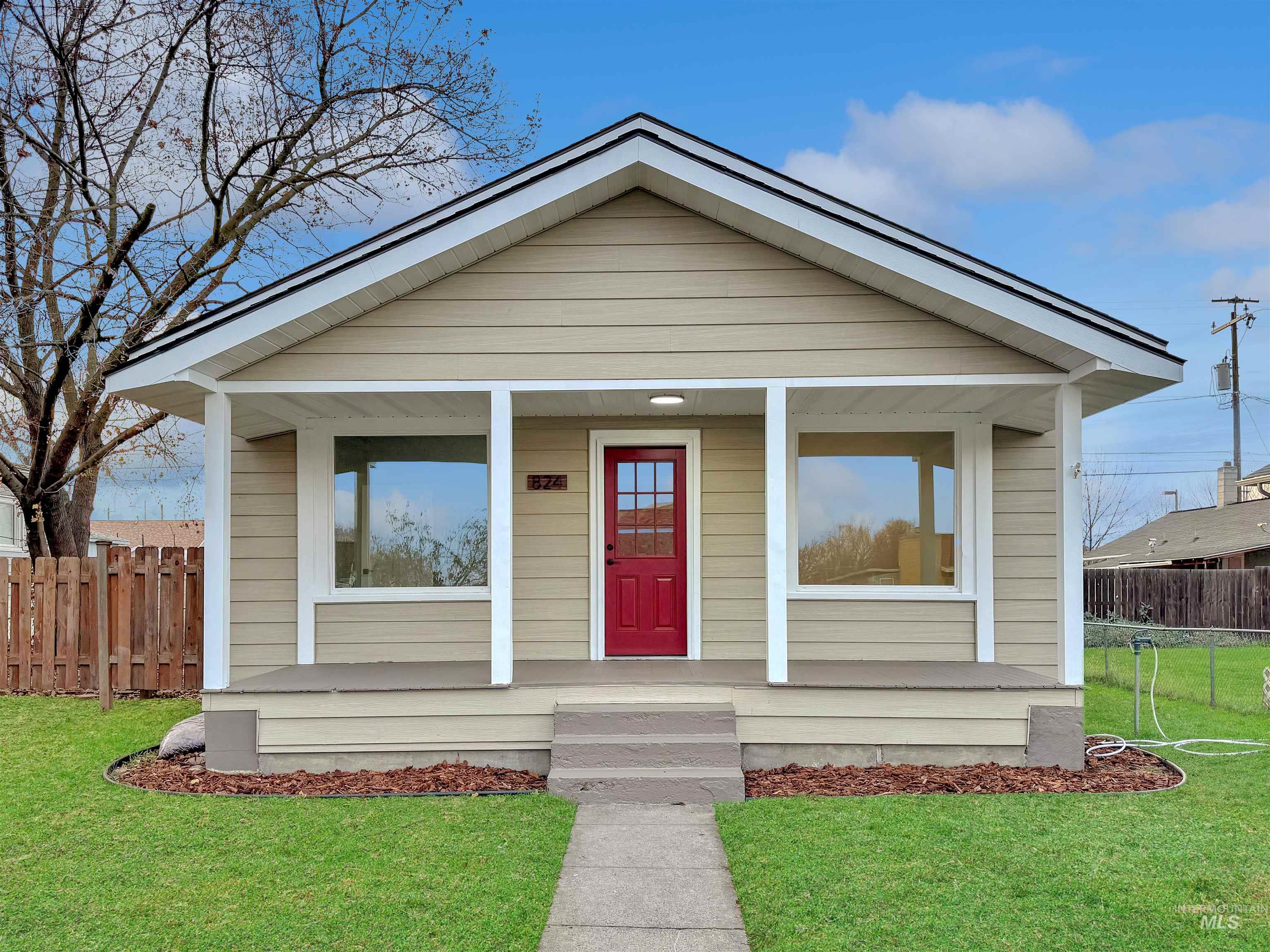 824 4th St, Clarkston, Washington 99403, 3 Bedrooms, 1 Bathroom, Residential For Sale, Price $285,000, 98968283