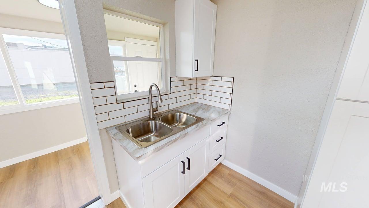 824 4th St, Clarkston, Washington 99403, 3 Bedrooms, 1 Bathroom, Residential For Sale, Price $285,000, 98968283