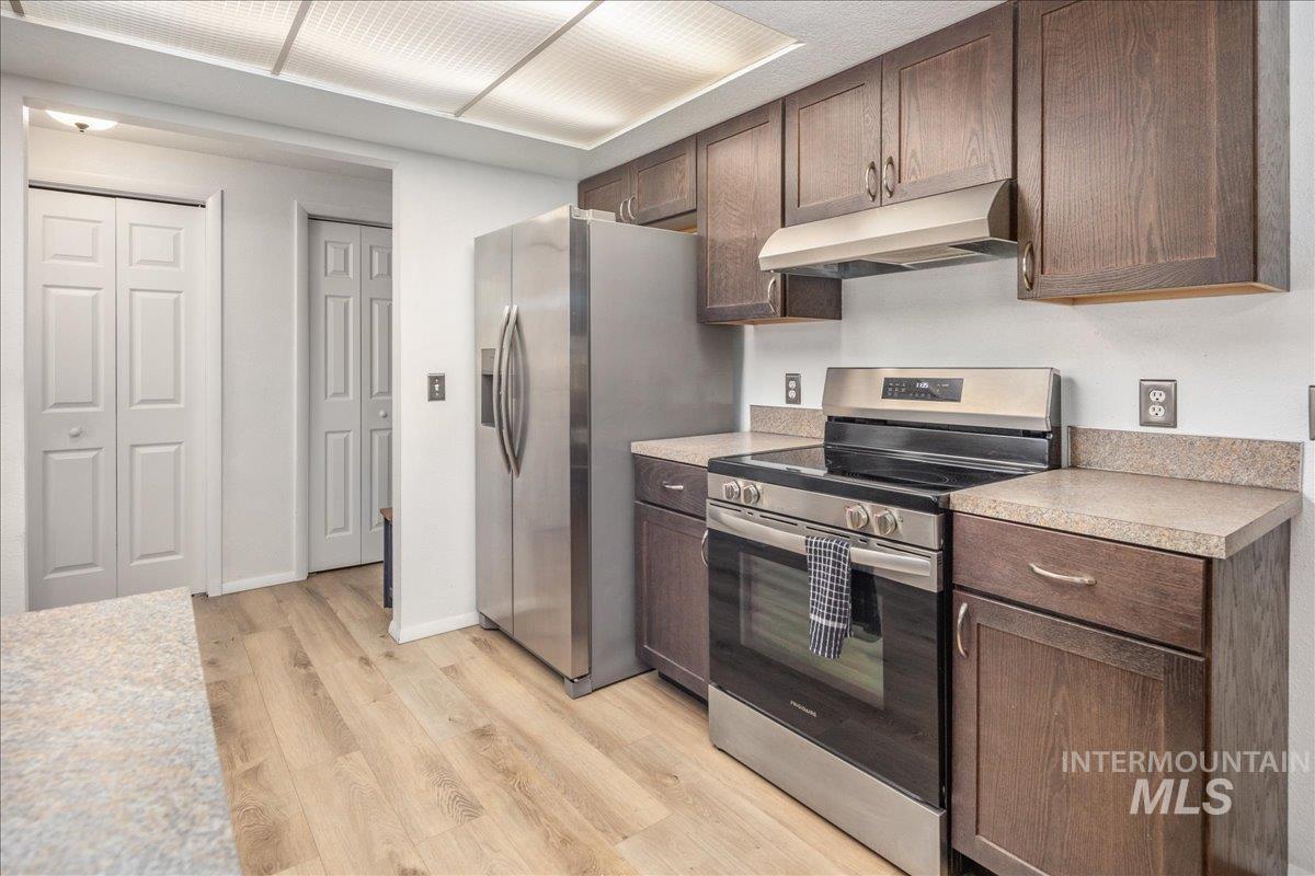 4550 W Bloom St, Boise, Idaho 83703, 4 Bedrooms, 2 Bathrooms, Residential For Sale, Price $495,000, 98968297