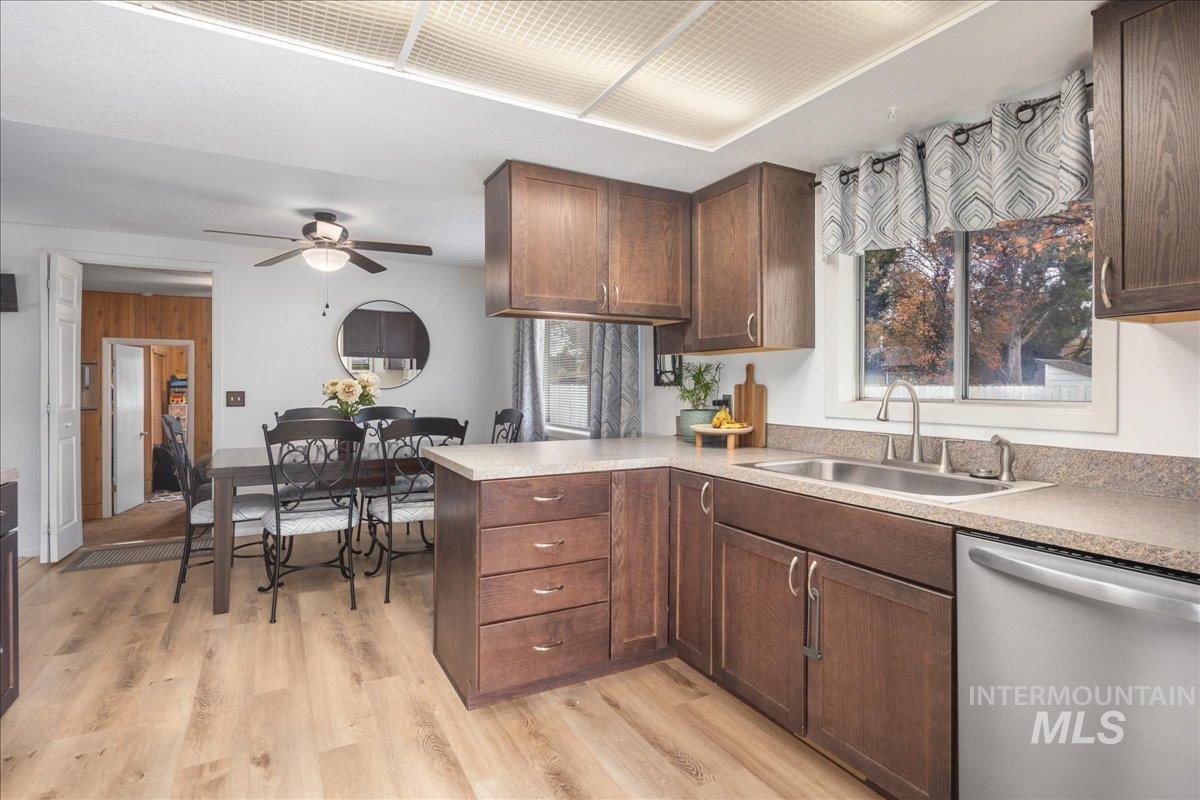 4550 W Bloom St, Boise, Idaho 83703, 4 Bedrooms, 2 Bathrooms, Residential For Sale, Price $495,000, 98968297