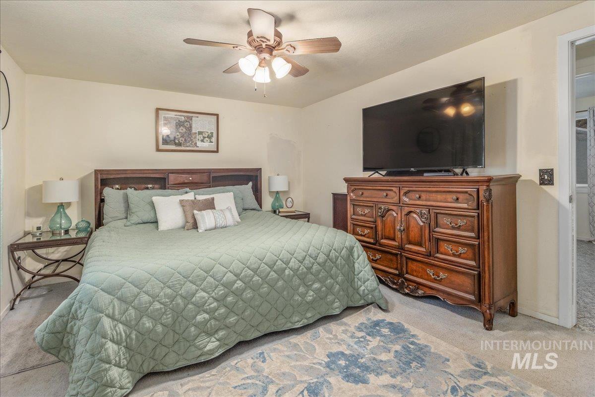 4550 W Bloom St, Boise, Idaho 83703, 4 Bedrooms, 2 Bathrooms, Residential For Sale, Price $495,000, 98968297