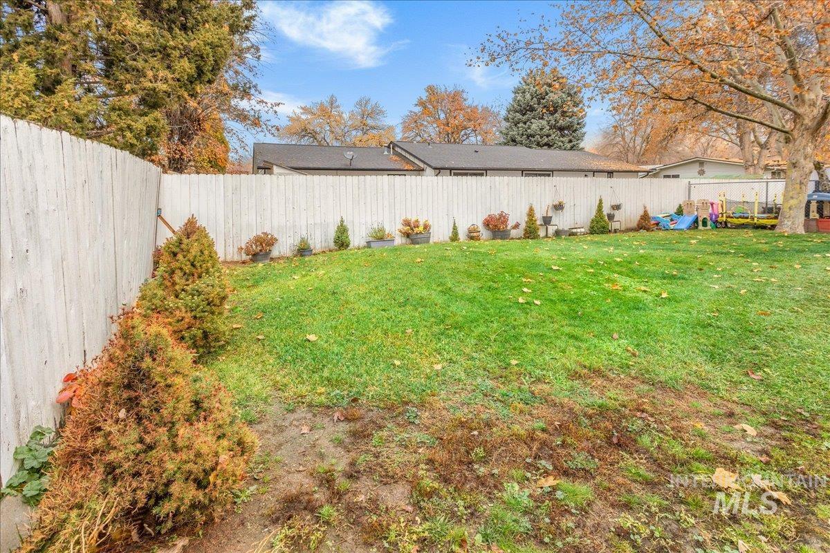 4550 W Bloom St, Boise, Idaho 83703, 4 Bedrooms, 2 Bathrooms, Residential For Sale, Price $495,000, 98968297