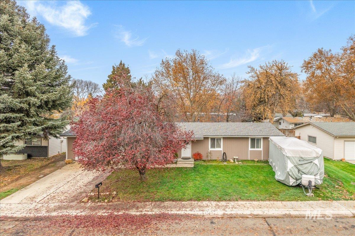 4550 W Bloom St, Boise, Idaho 83703, 4 Bedrooms, 2 Bathrooms, Residential For Sale, Price $495,000, 98968297