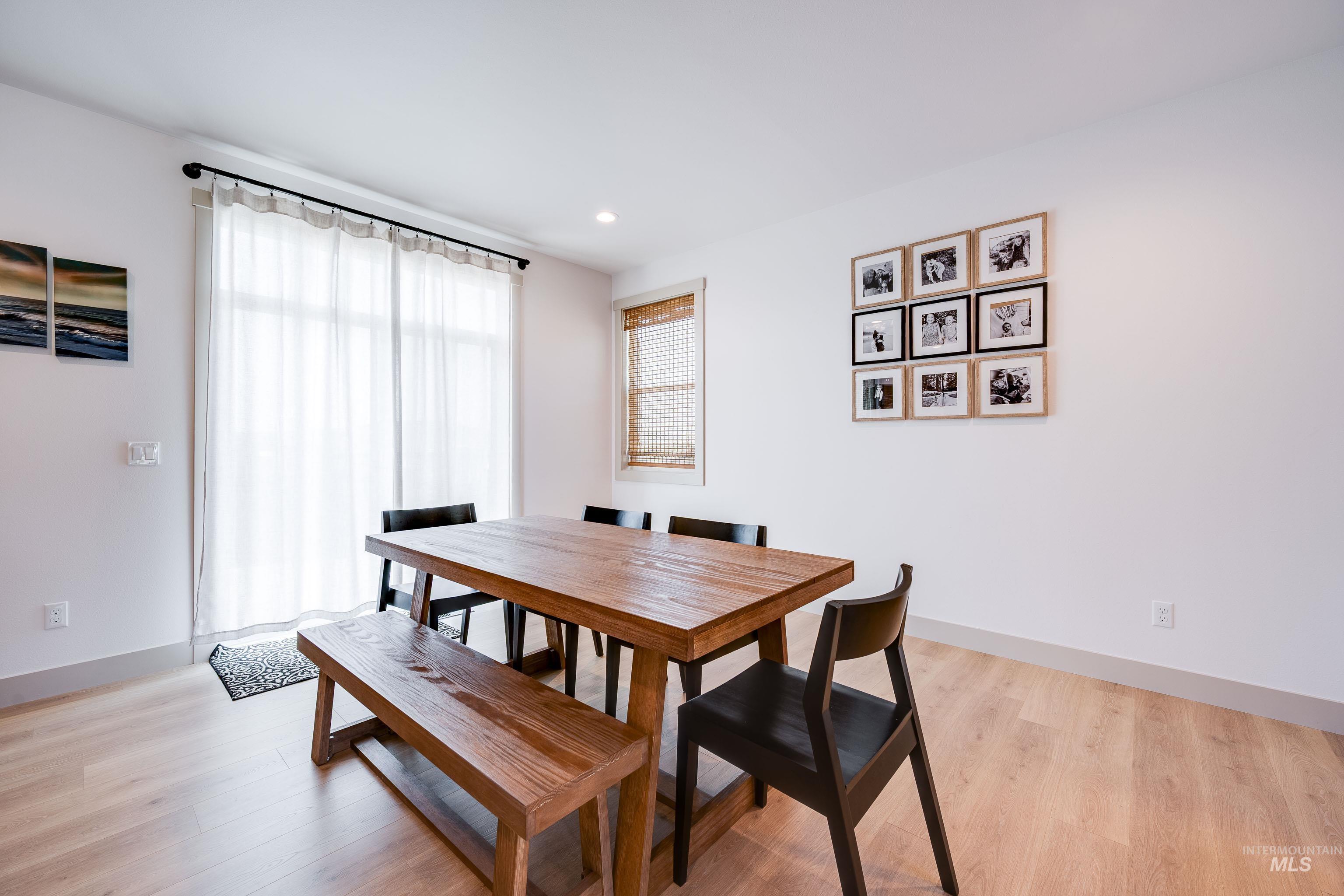 415 Southview Ave., Moscow, Idaho 83843, 5 Bedrooms, 3 Bathrooms, Residential For Sale, Price $709,000, 98968299