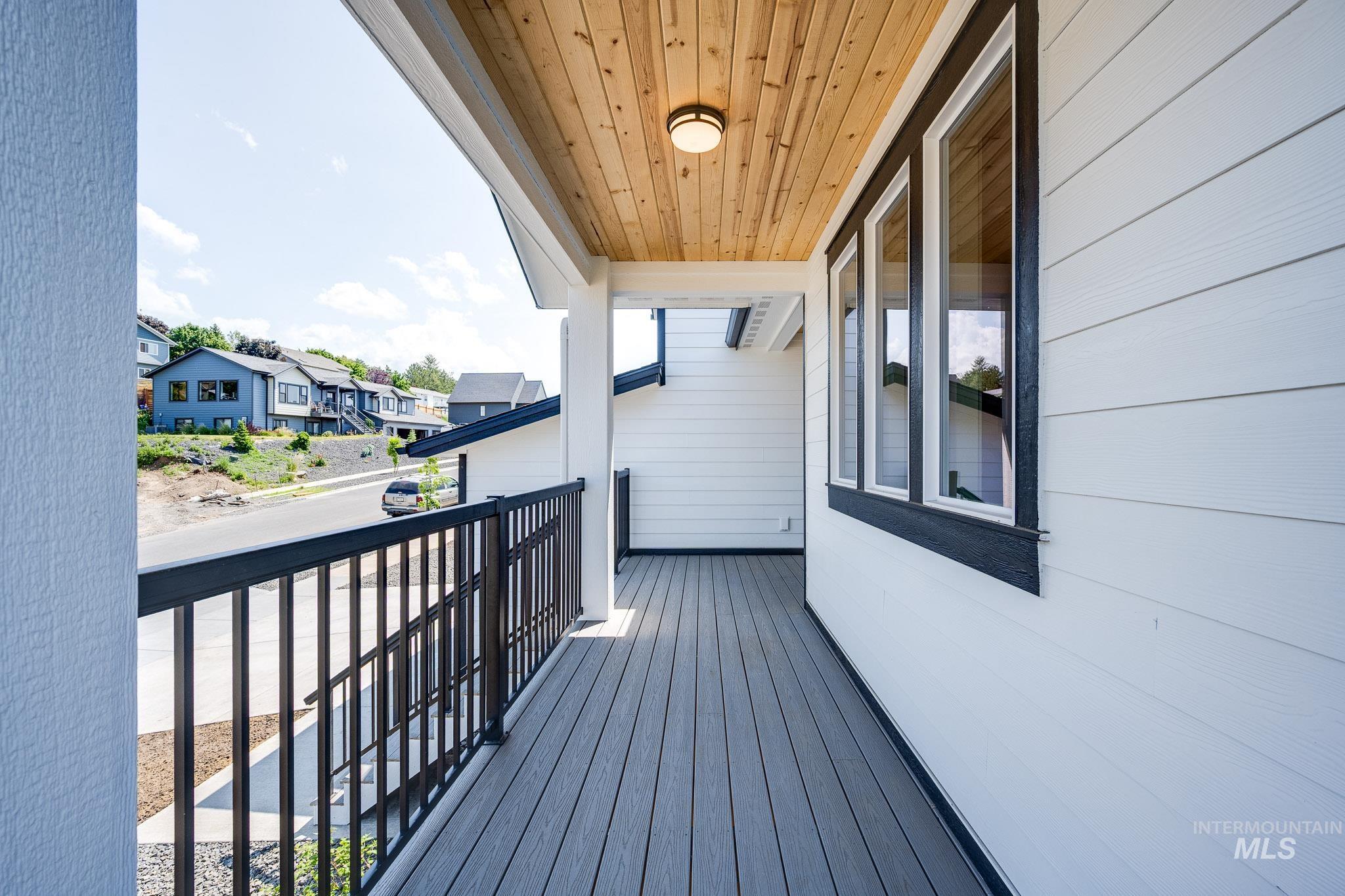 415 Southview Ave., Moscow, Idaho 83843, 5 Bedrooms, 3 Bathrooms, Residential For Sale, Price $709,000, 98968299