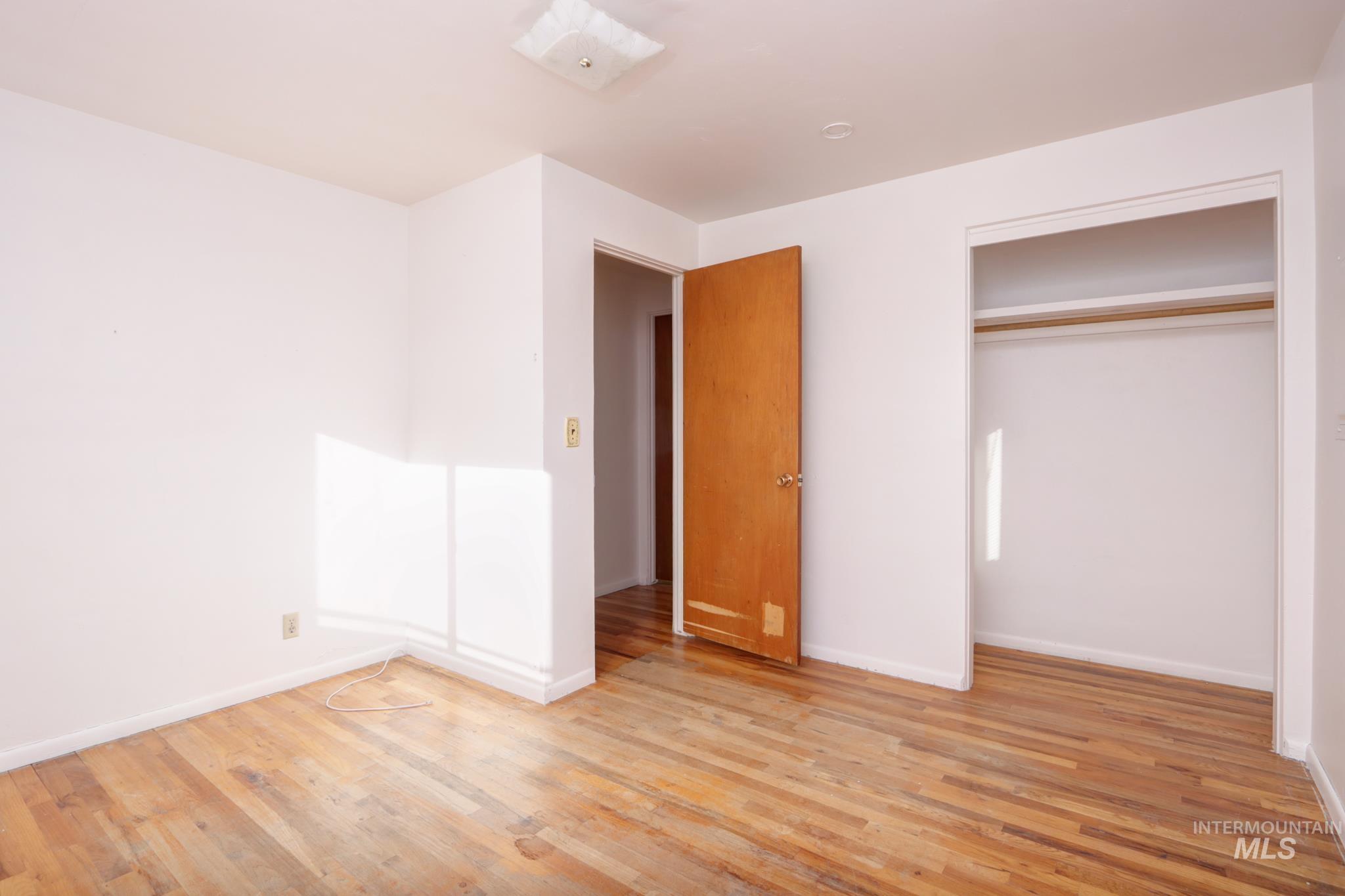 9215 W Malad, Boise, Idaho 83709, 4 Bedrooms, 2 Bathrooms, Residential For Sale, Price $556,900, 98968302