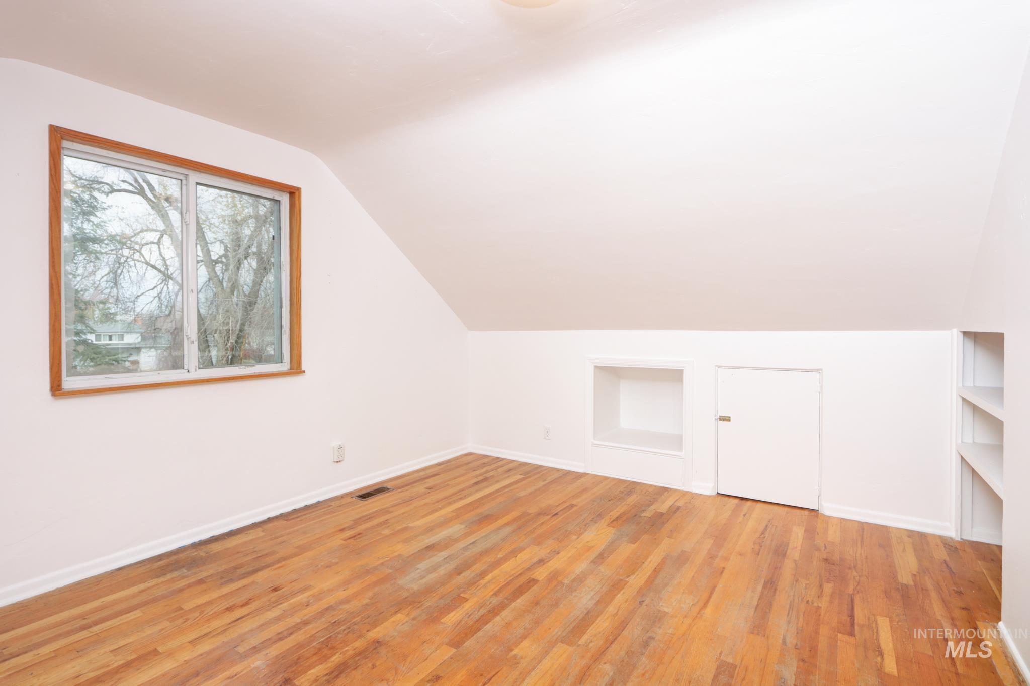 9215 W Malad, Boise, Idaho 83709, 4 Bedrooms, 2 Bathrooms, Residential For Sale, Price $556,900, 98968302