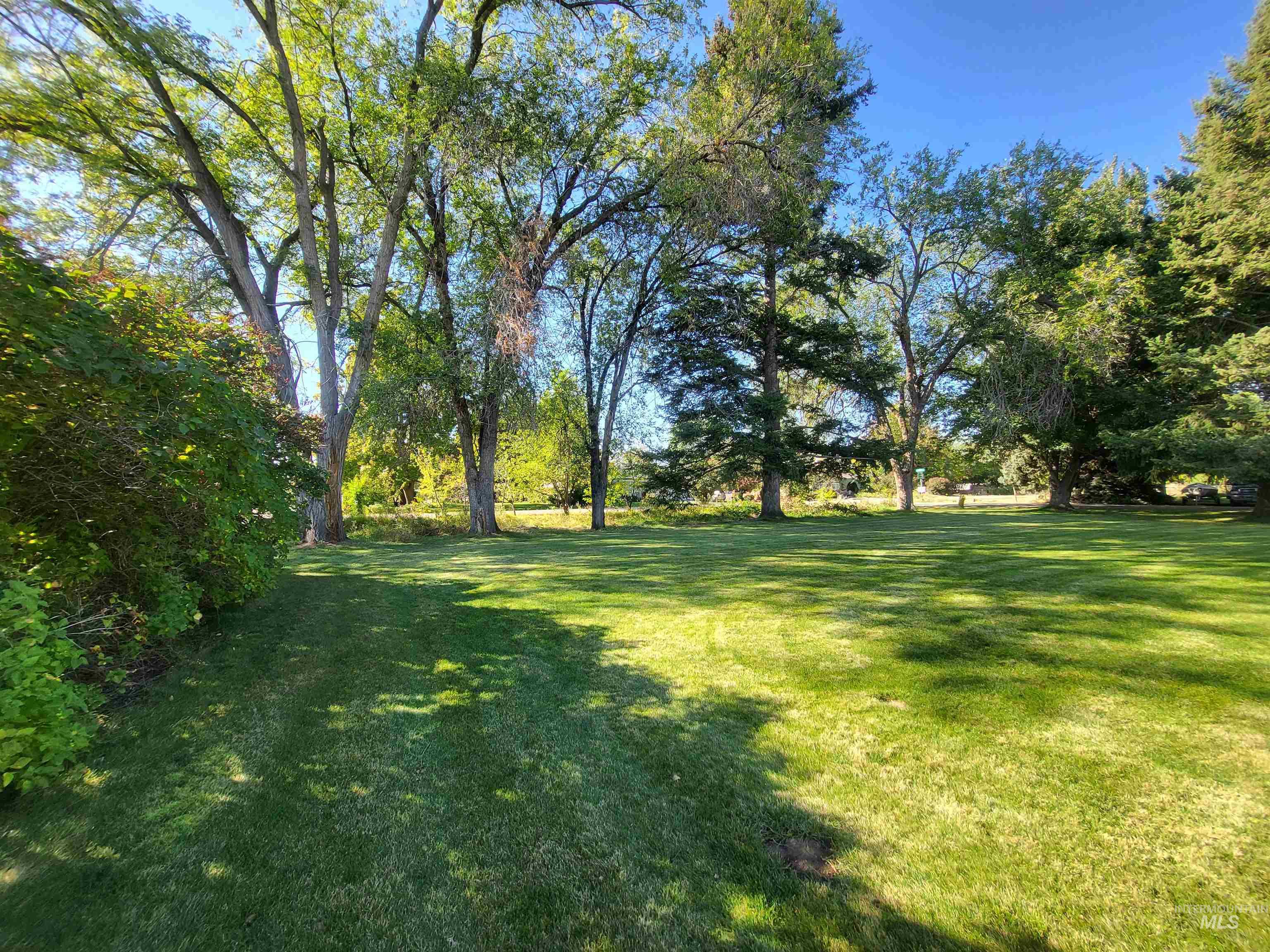 9215 W Malad, Boise, Idaho 83709, 4 Bedrooms, 2 Bathrooms, Residential For Sale, Price $556,900, 98968302