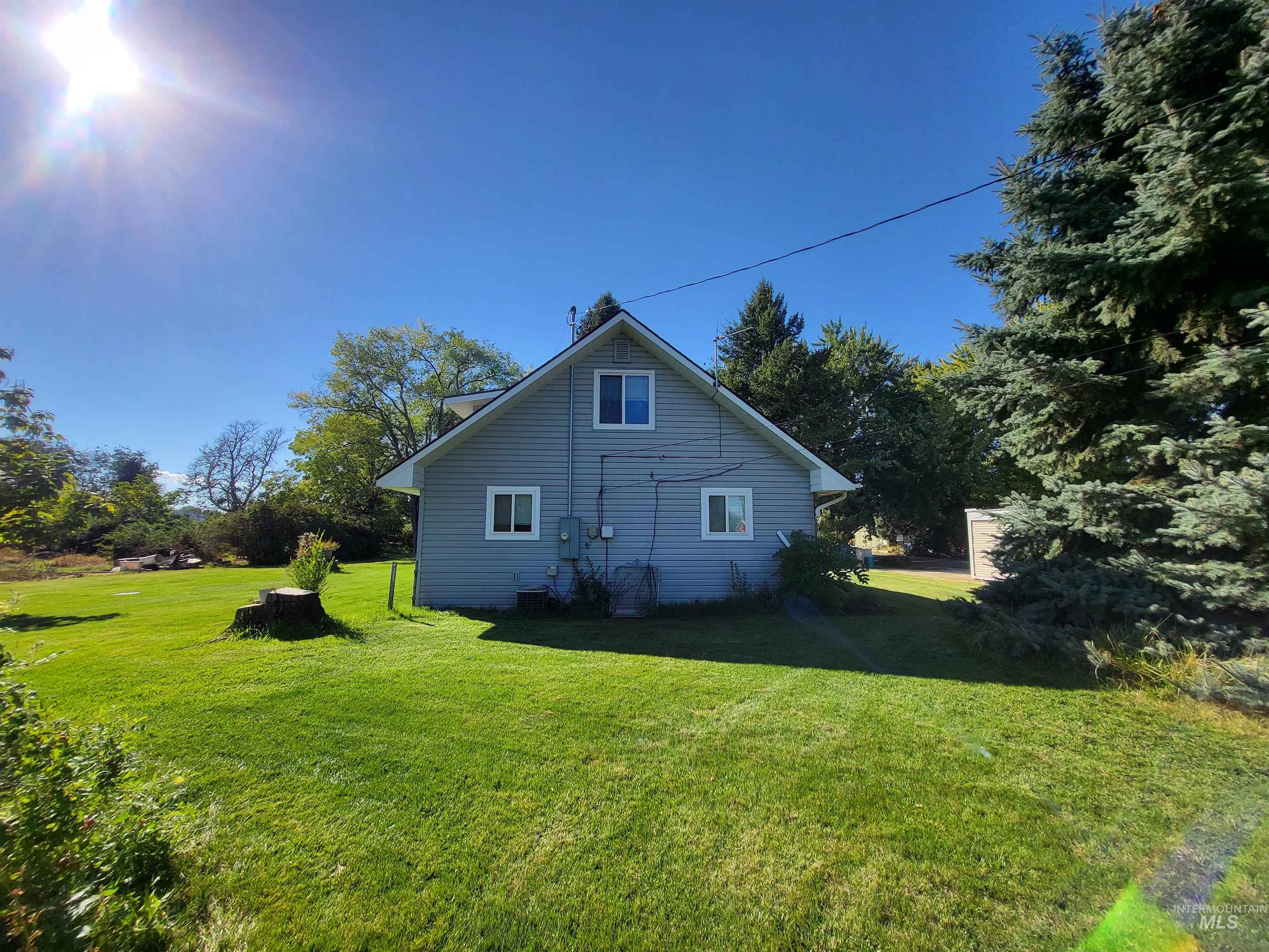 9215 W Malad, Boise, Idaho 83709, 4 Bedrooms, 2 Bathrooms, Residential For Sale, Price $556,900, 98968302