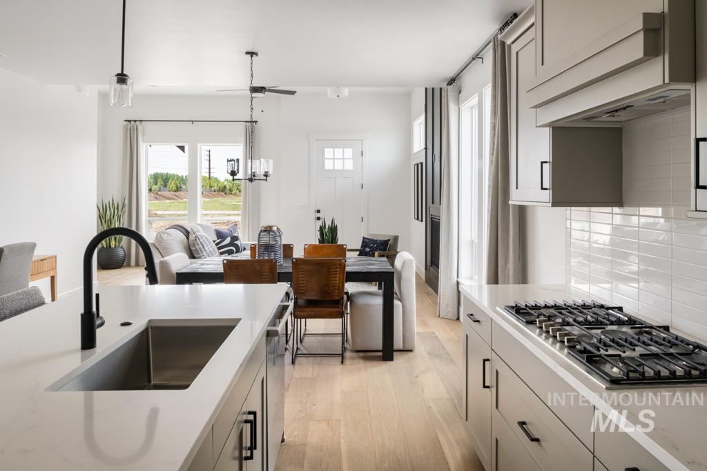 2166 W Freya Ct, Eagle, Idaho 83616, 3 Bedrooms, 2.5 Bathrooms, Residential For Sale, Price $499,900, 98968316