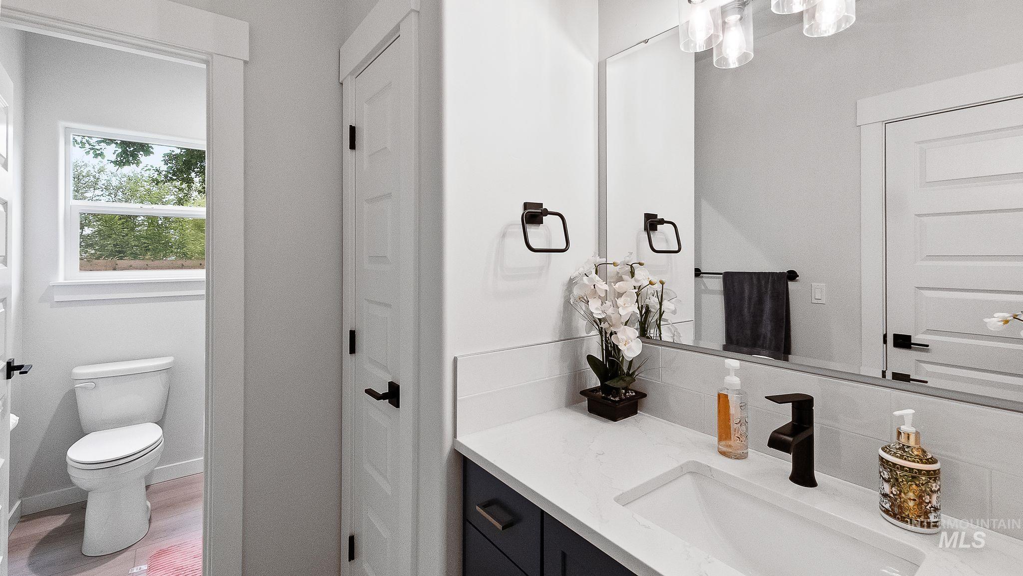 1697 S Vinnell, Boise, Idaho 83709, 4 Bedrooms, 4.5 Bathrooms, Residential For Sale, Price $1,250,000, 98968320