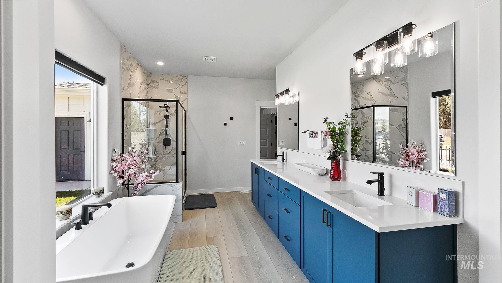 1697 S Vinnell, Boise, Idaho 83709, 4 Bedrooms, 4.5 Bathrooms, Residential For Sale, Price $1,250,000, 98968320