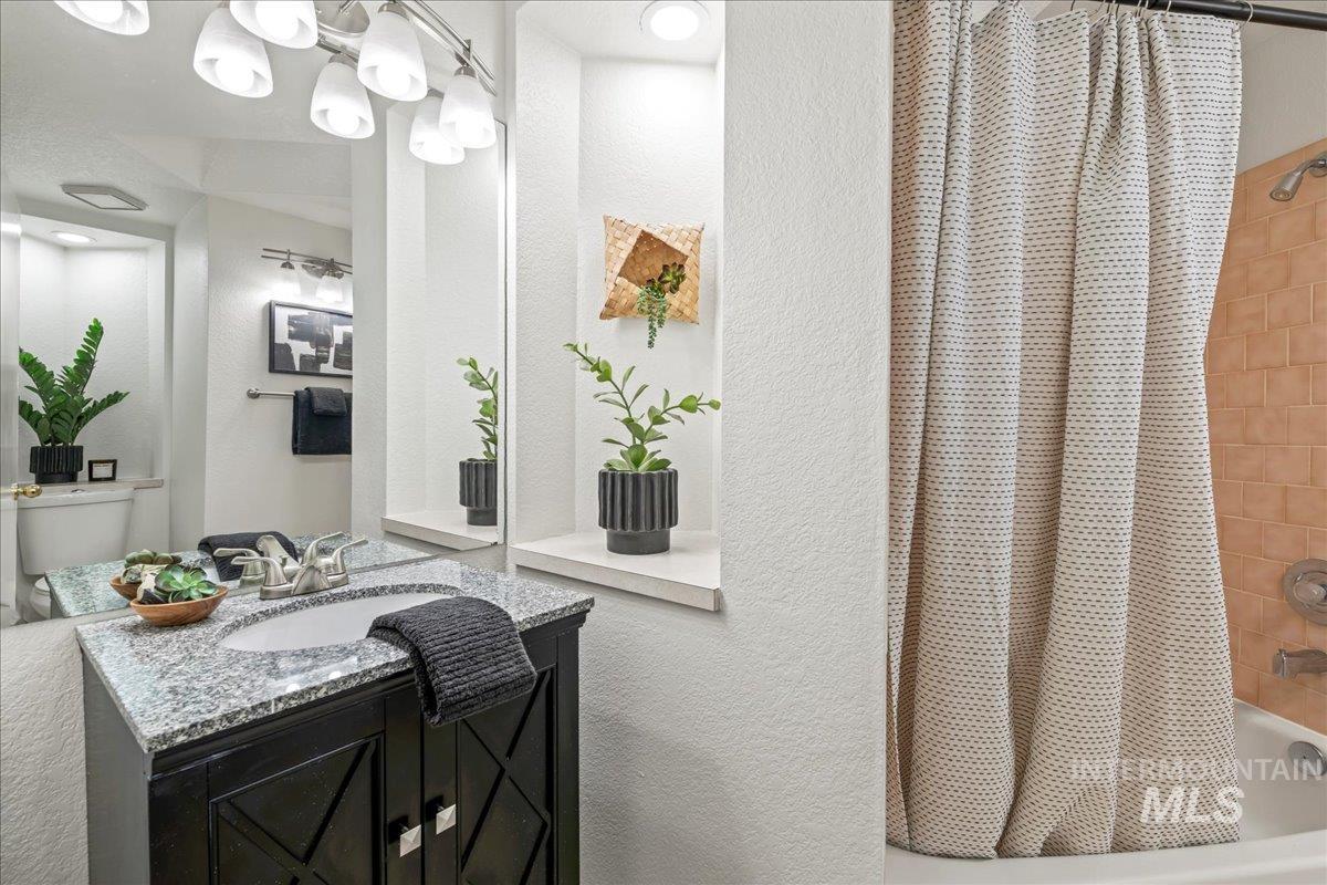 12369 W Sitka Dr, Boise, Idaho 83713, 2 Bedrooms, 2 Bathrooms, Residential For Sale, Price $418,000, 98968324