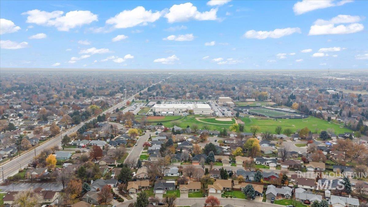 12369 W Sitka Dr, Boise, Idaho 83713, 2 Bedrooms, 2 Bathrooms, Residential For Sale, Price $418,000, 98968324