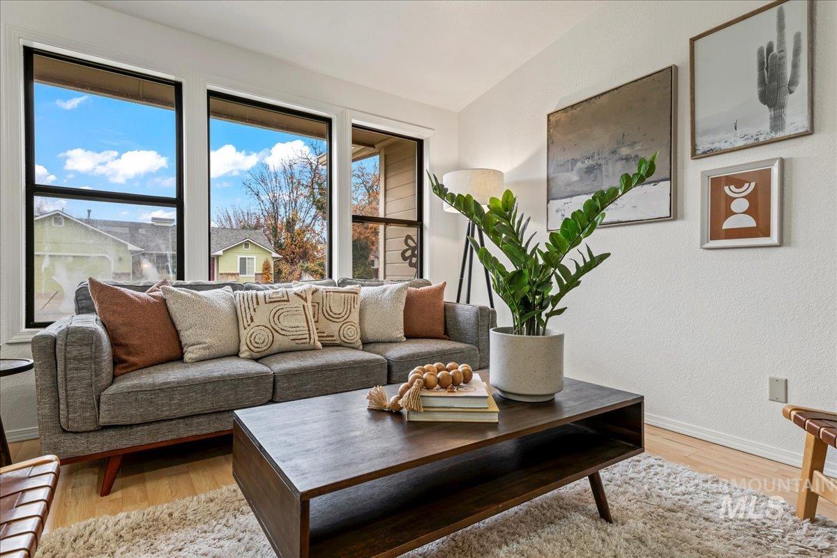 12369 W Sitka Dr, Boise, Idaho 83713, 2 Bedrooms, 2 Bathrooms, Residential For Sale, Price $418,000, 98968324