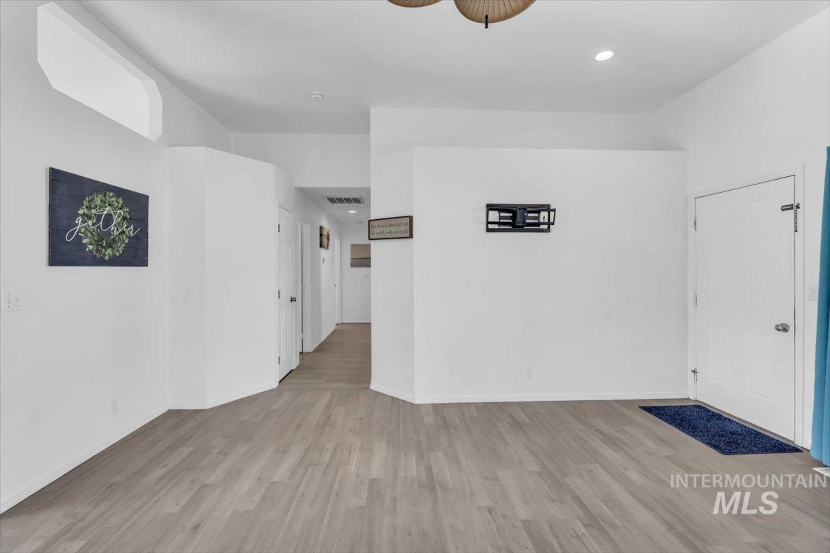 1331 W Curtner St, Kuna, Idaho 83634, 3 Bedrooms, 1.5 Bathrooms, Residential For Sale, Price $350,000, 98968328