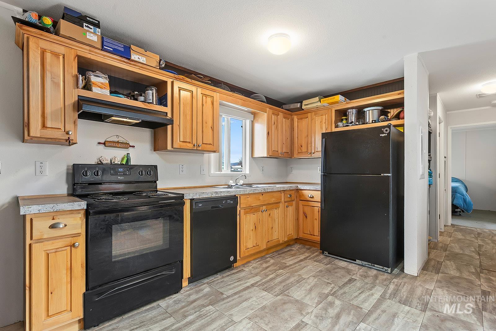 2015 6th Ave, Clarkston, Washington 99403, 2 Bedrooms, 1 Bathroom, Residential For Sale, Price $65,000, 98968330