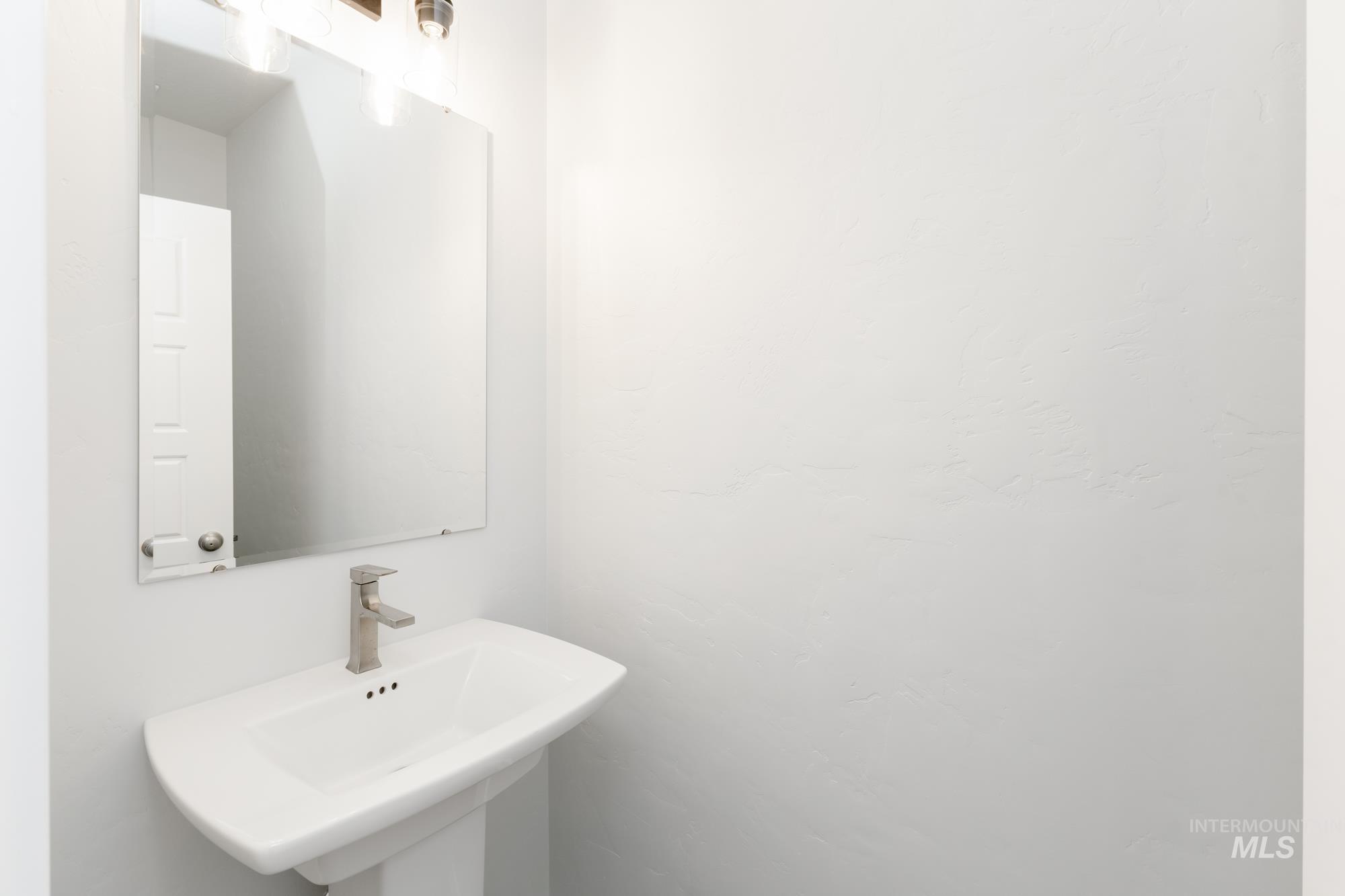 Bathroom with a sink