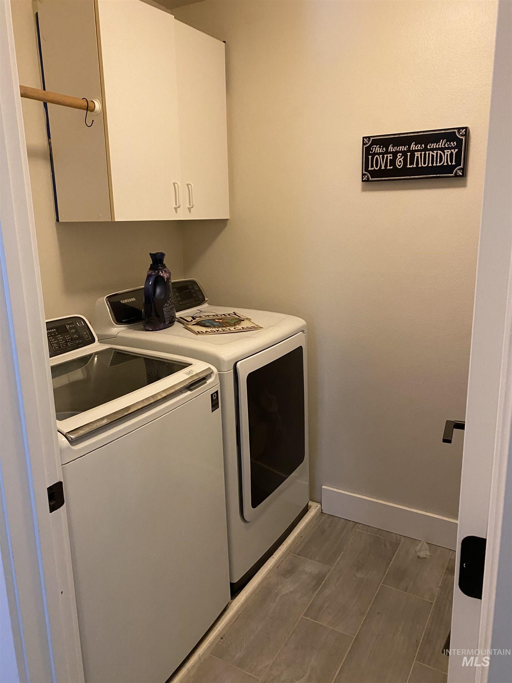 1151 N Torrey Pines Ave., Eagle, Idaho 83616, 5 Bedrooms, 2.5 Bathrooms, Residential For Sale, Price $999,000, 98968388