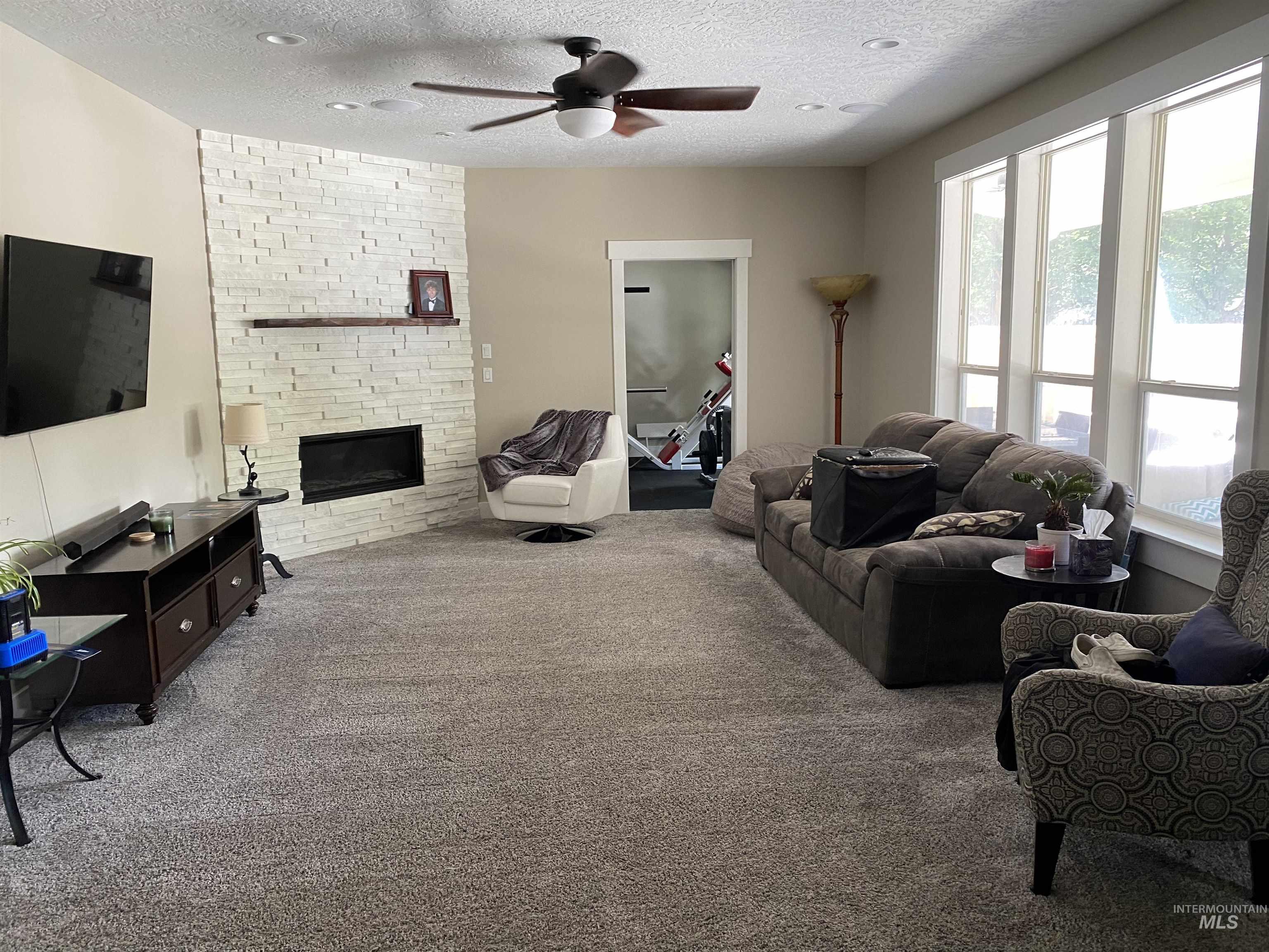 1151 N Torrey Pines Ave., Eagle, Idaho 83616, 5 Bedrooms, 2.5 Bathrooms, Residential For Sale, Price $999,000, 98968388