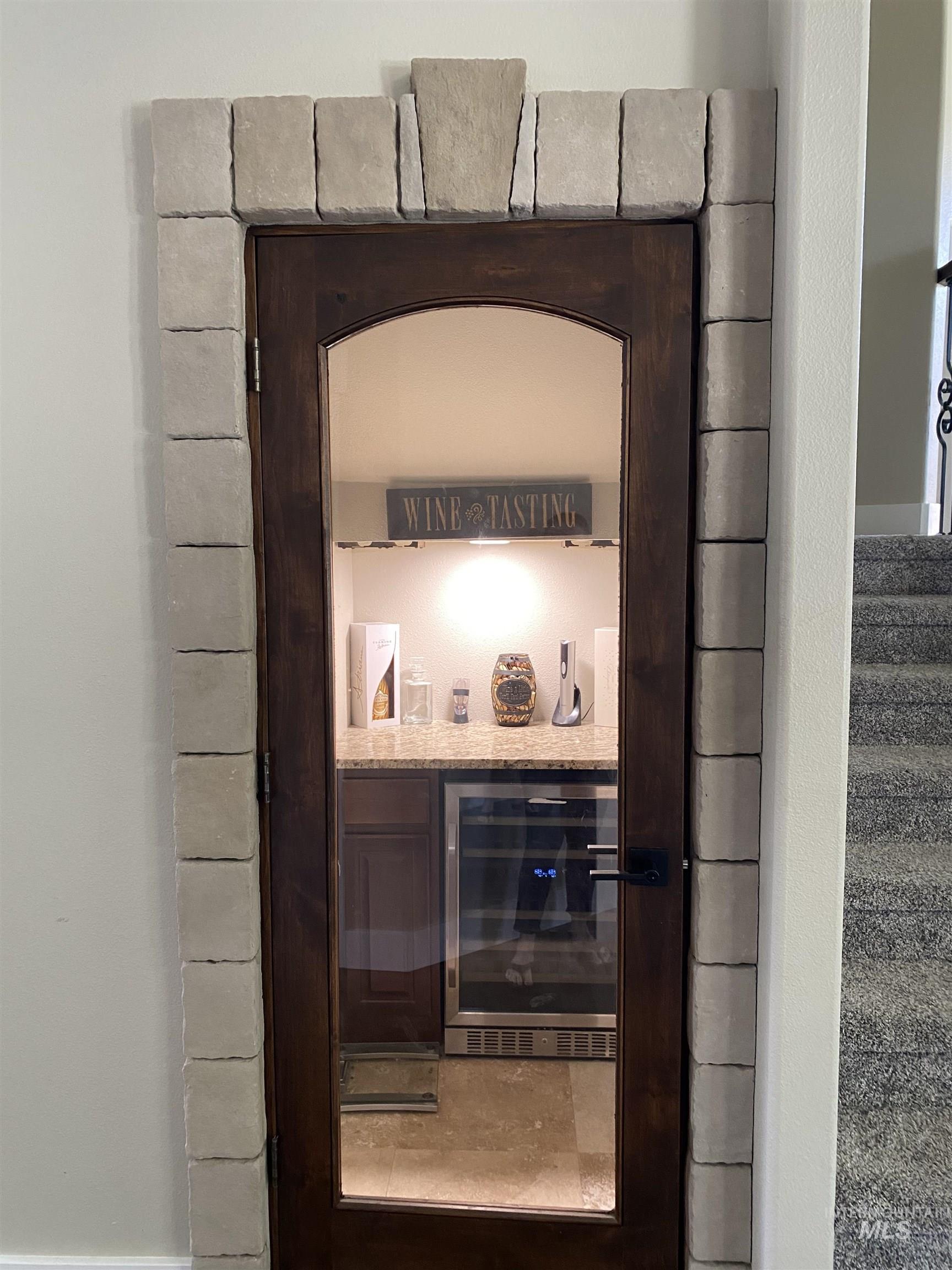 1151 N Torrey Pines Ave., Eagle, Idaho 83616, 5 Bedrooms, 2.5 Bathrooms, Residential For Sale, Price $999,000, 98968388