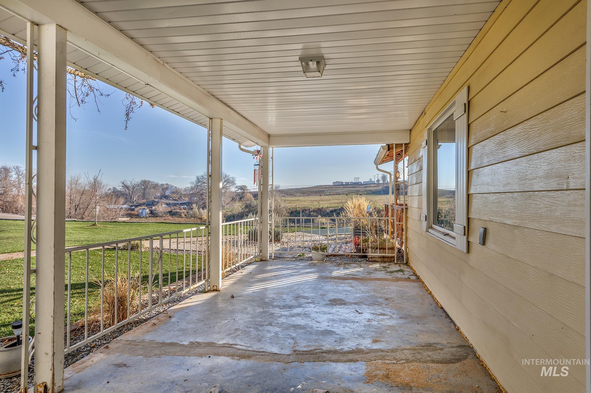 4555 Hyline Rd, Ontario, Oregon 97914, 4 Bedrooms, 1.5 Bathrooms, Residential For Sale, Price $475,000,MLS 98968389