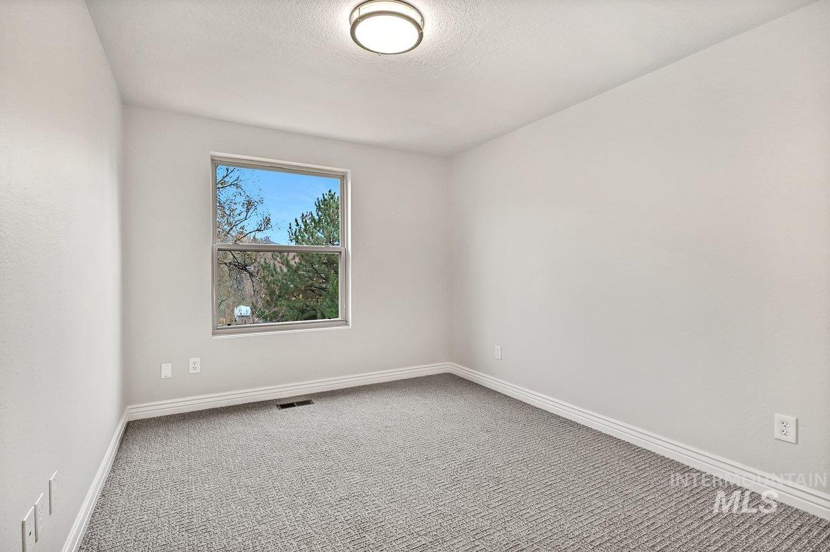 2934 N North Mountain Road, Boise, Idaho 83702, 3 Bedrooms, 2.5 Bathrooms, Residential For Sale, Price $699,900, 98968408