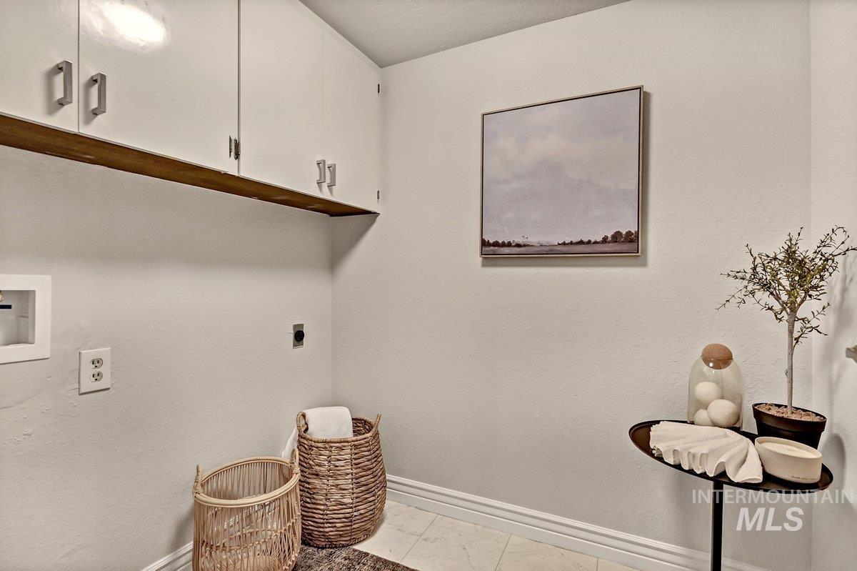 2934 N North Mountain Road, Boise, Idaho 83702, 3 Bedrooms, 2.5 Bathrooms, Residential For Sale, Price $699,900, 98968408