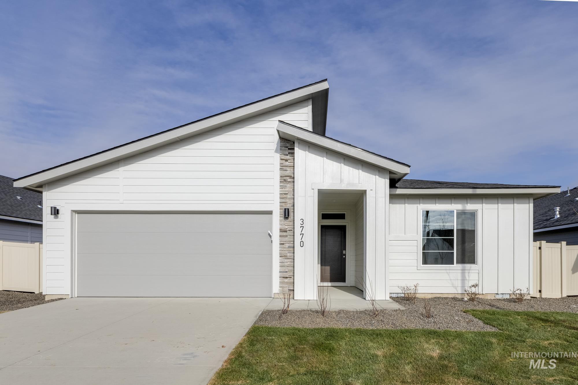 3770 E Syracuse St, Nampa, Idaho 83686, 4 Bedrooms, 2 Bathrooms, Residential For Sale, Price $430,990,MLS 98968417