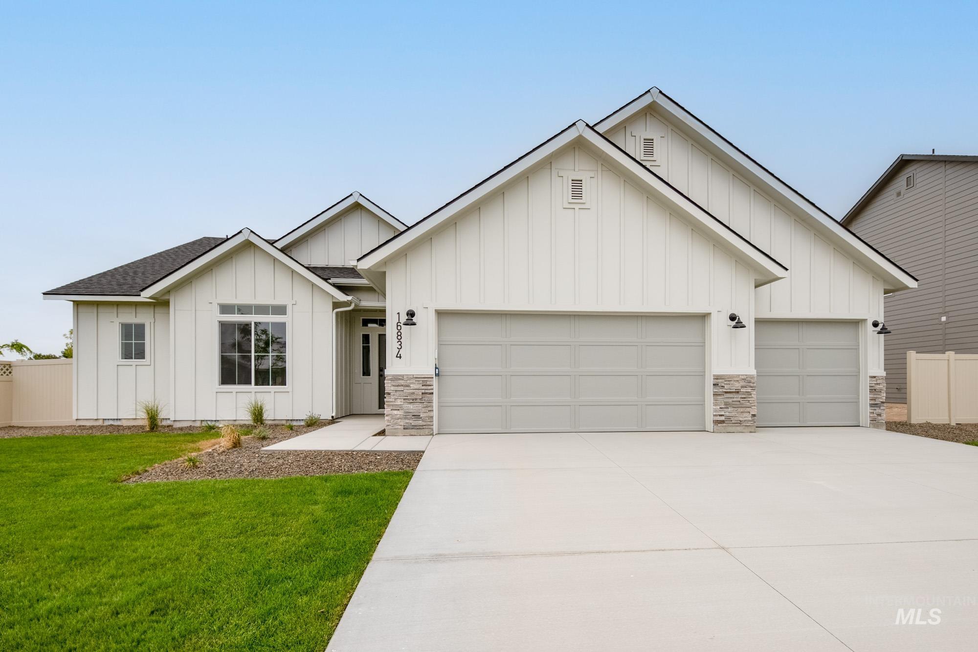 3823 E Jamestown Dr, Nampa, Idaho 83686, 4 Bedrooms, 2 Bathrooms, Residential For Sale, Price $509,990,MLS 98968420