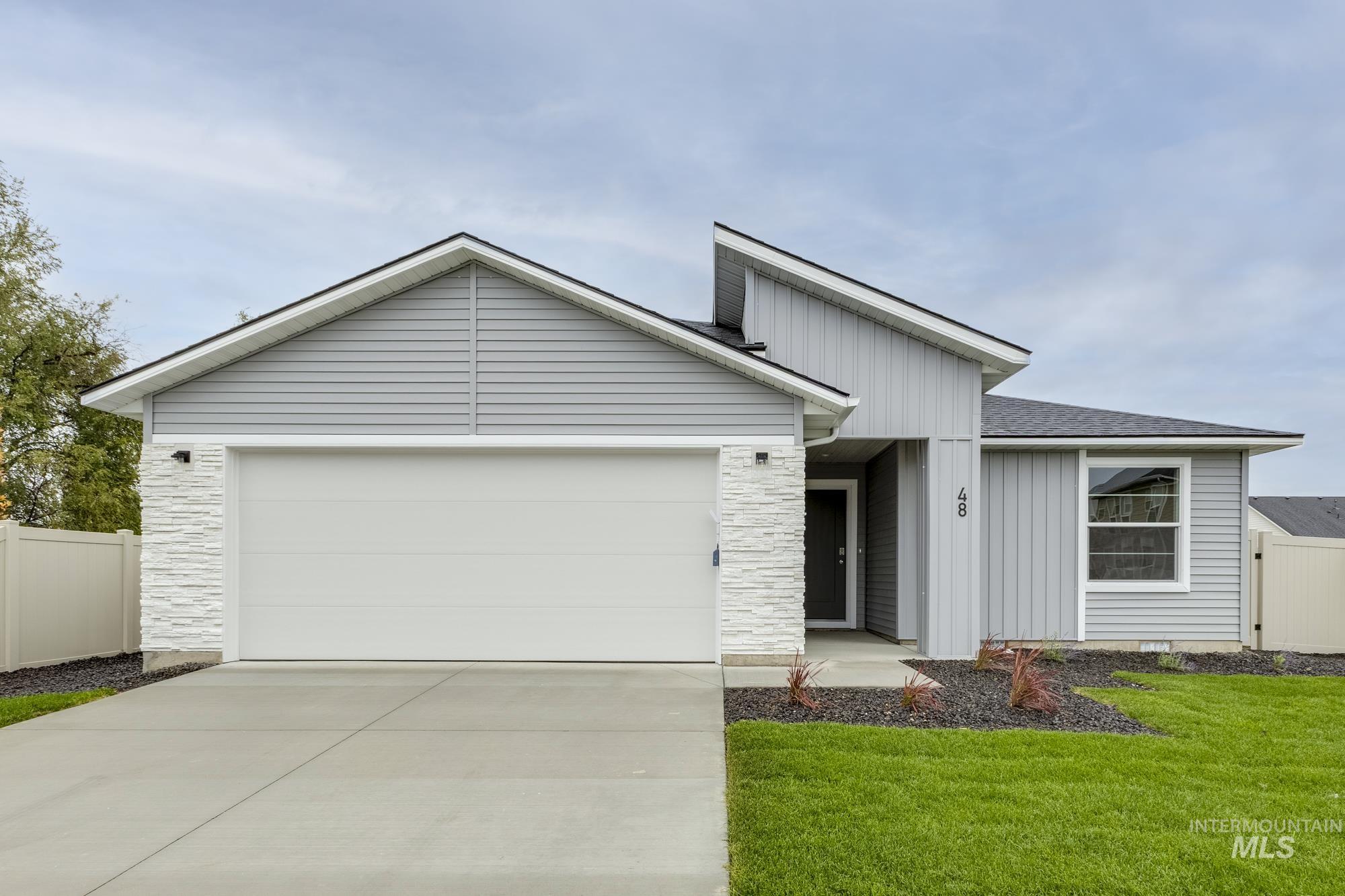 3310 S Maple Ranch Way, Nampa, Idaho 83686, 3 Bedrooms, 2 Bathrooms, Residential For Sale, Price $429,990, 98968435