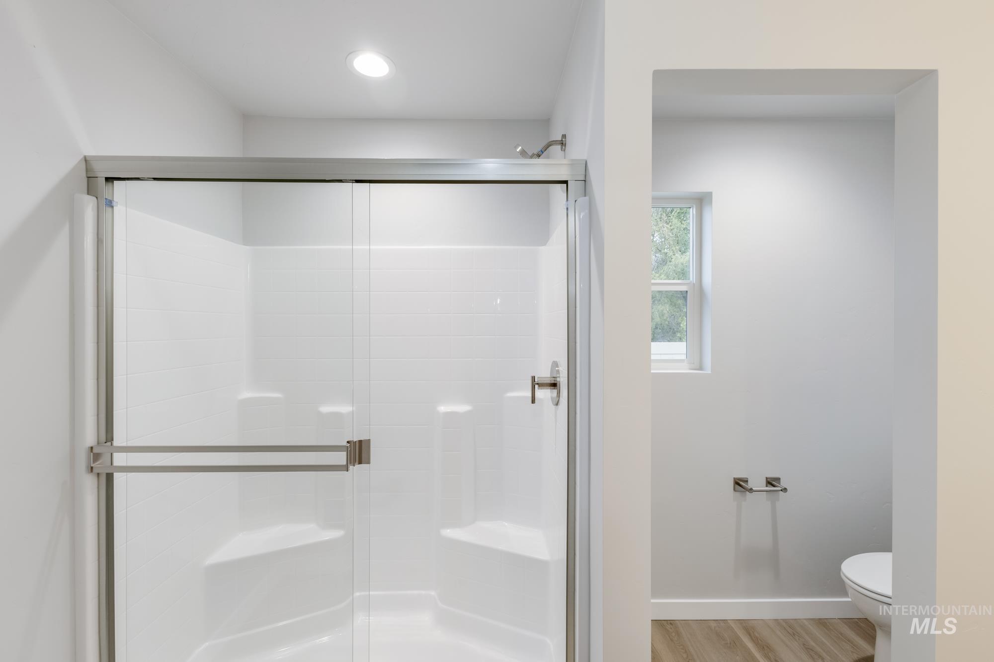 3310 S Maple Ranch Way, Nampa, Idaho 83686, 3 Bedrooms, 2 Bathrooms, Residential For Sale, Price $429,990, 98968435